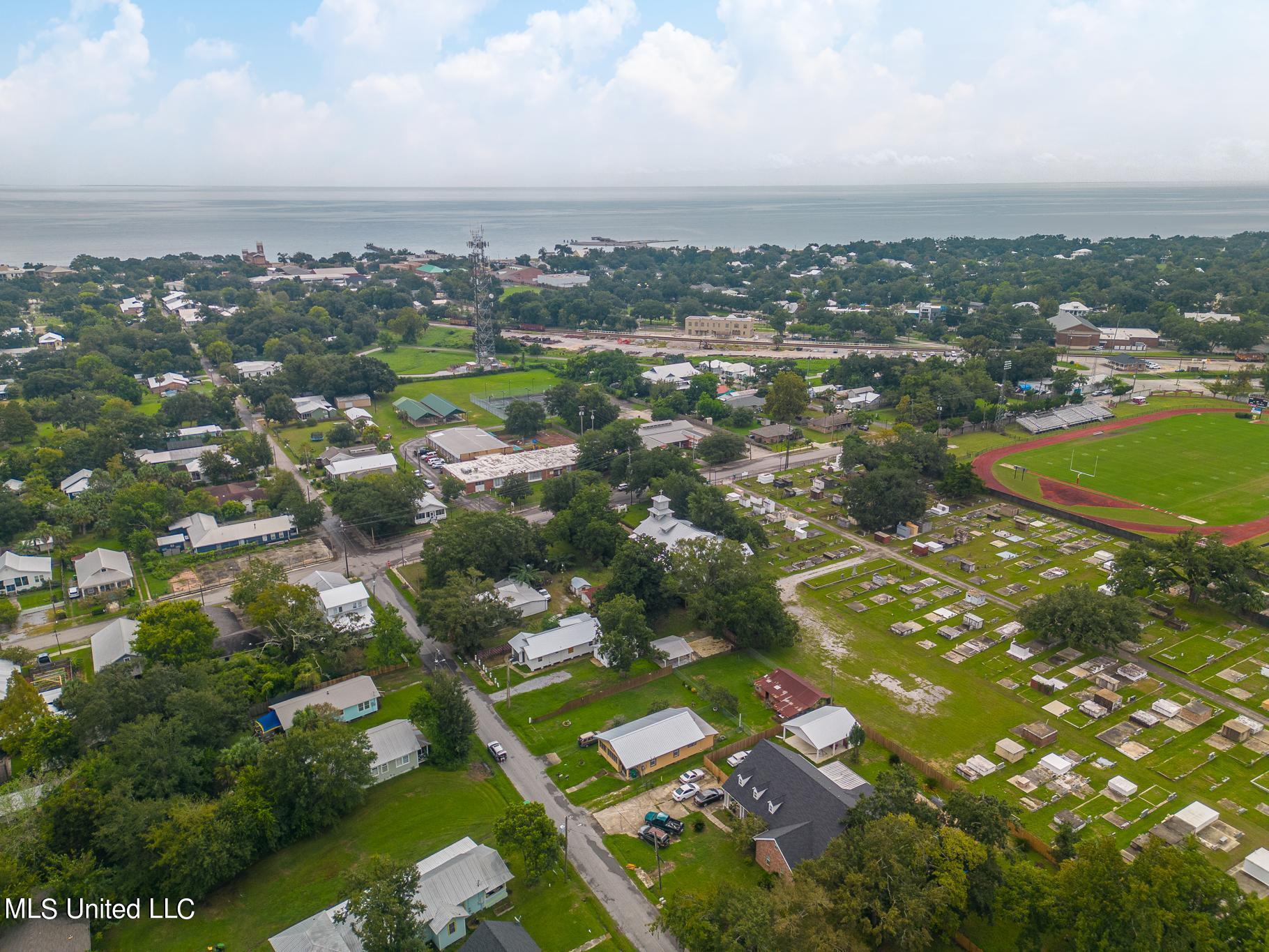 412 Easterbrook Street, Bay Saint Louis, Mississippi image 24