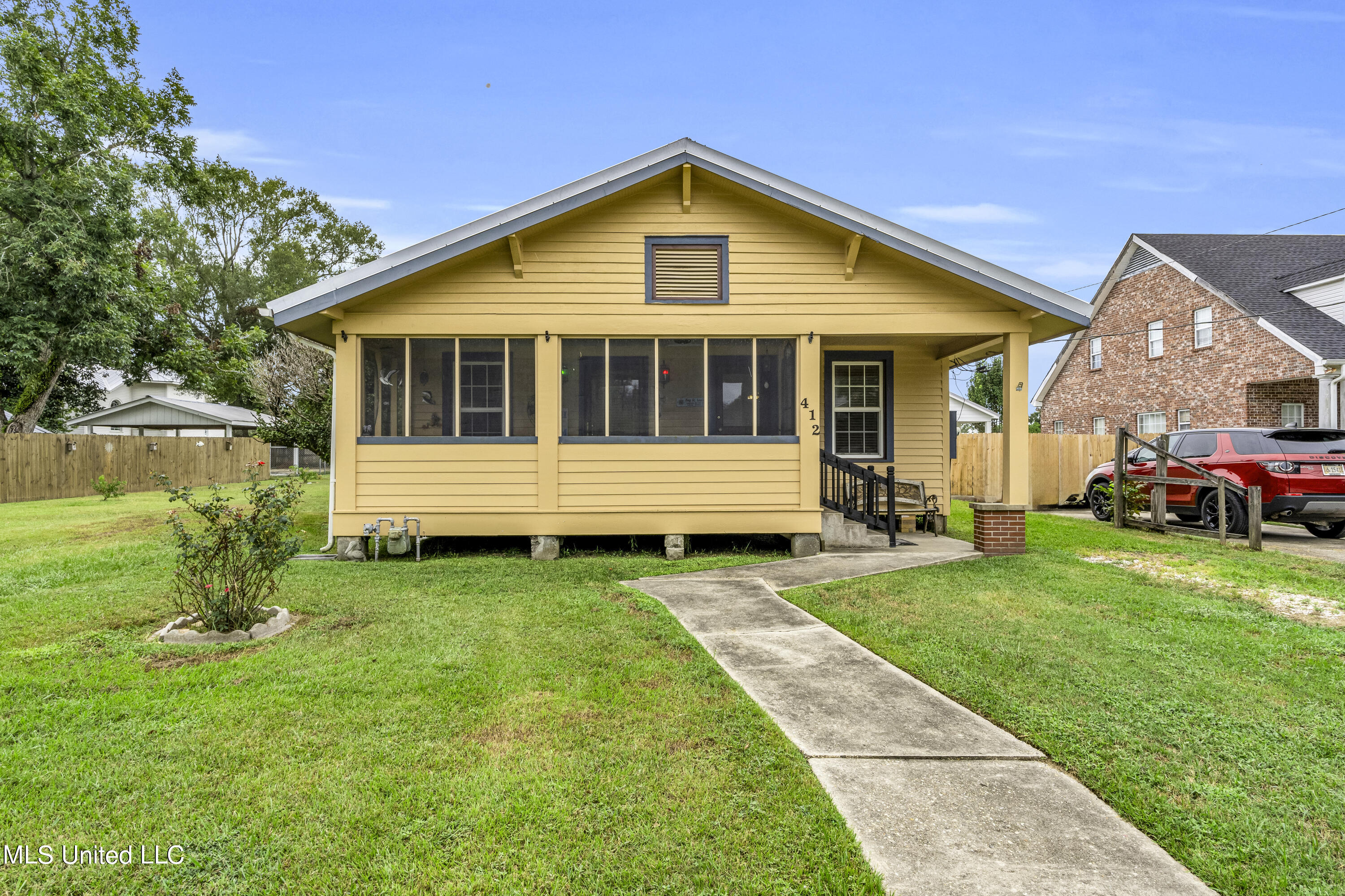 412 Easterbrook Street, Bay Saint Louis, Mississippi image 1