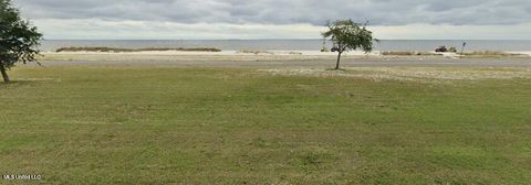 Vacant Land For Sale - 4808 W Beach Boulevard<br/> Gulfport, MS 39501