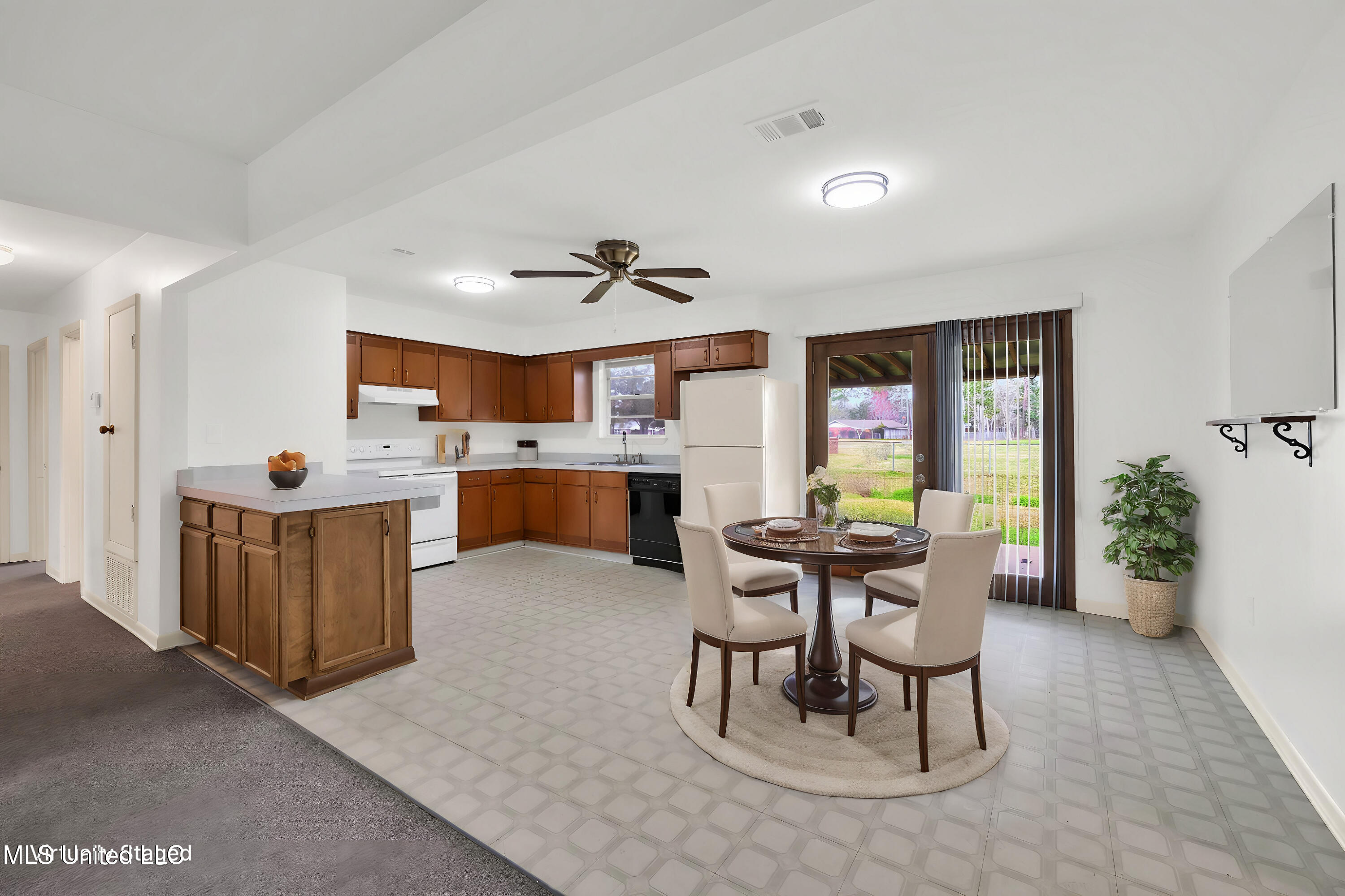 317 Meadow Wood Circle, Long Beach, Mississippi image 7