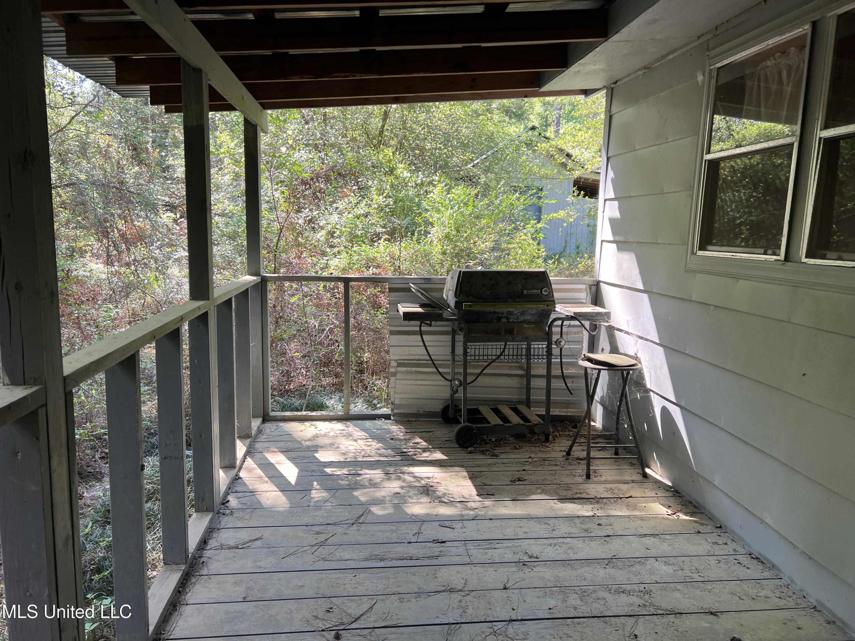 1038 Candy Lane, McComb, Mississippi image 8
