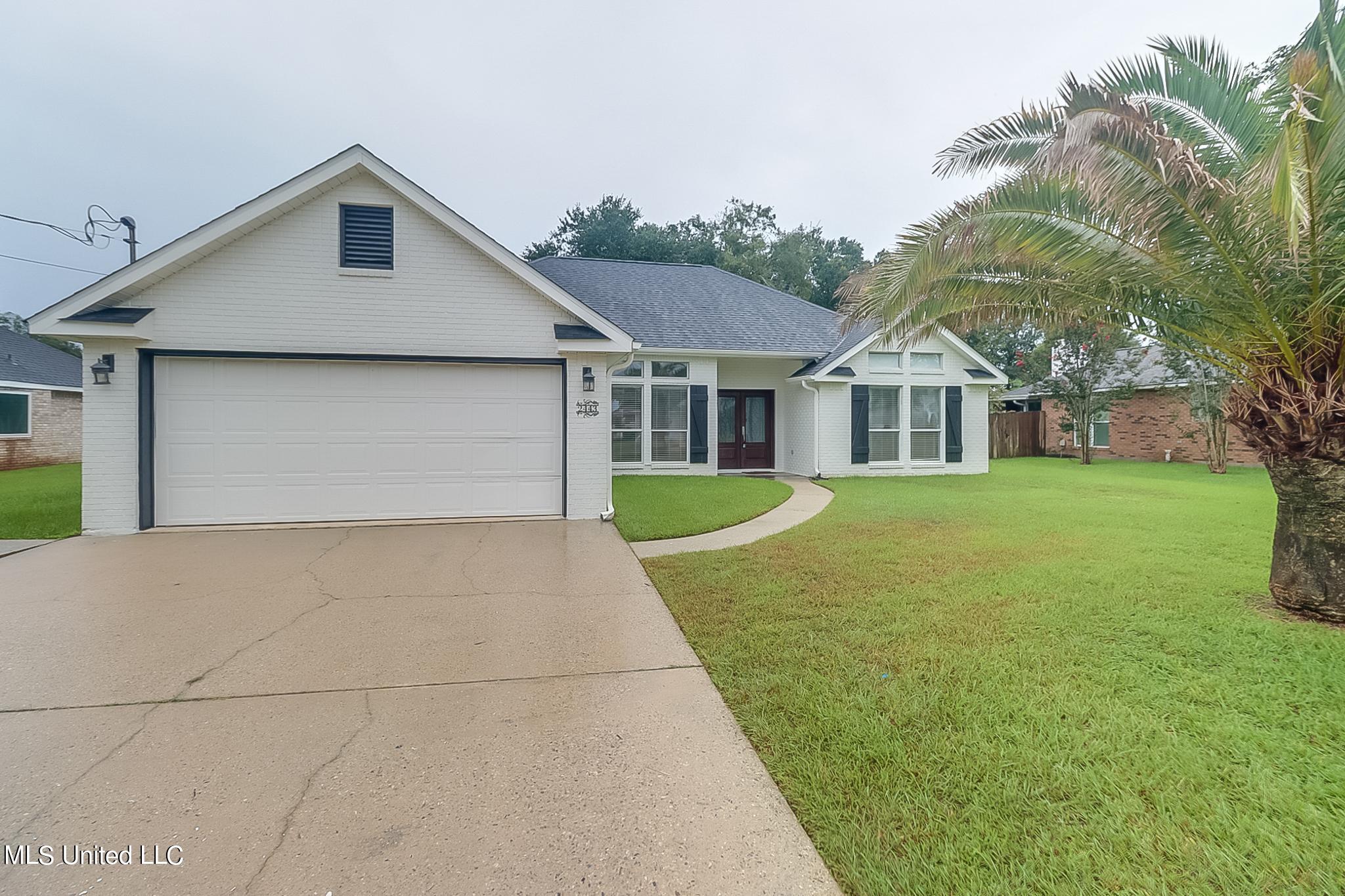 2443 W Shore Drive, Biloxi, Mississippi image 3