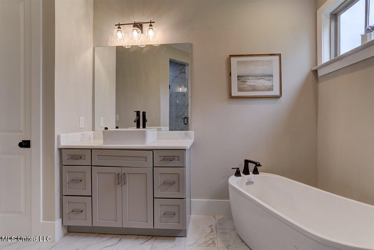 4183 S Bolivar Trail, Olive Branch, Mississippi image 28