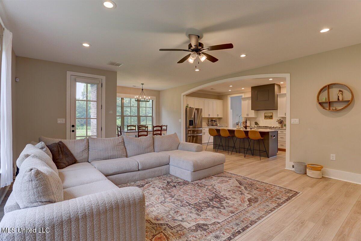4183 S Bolivar Trail, Olive Branch, Mississippi image 8