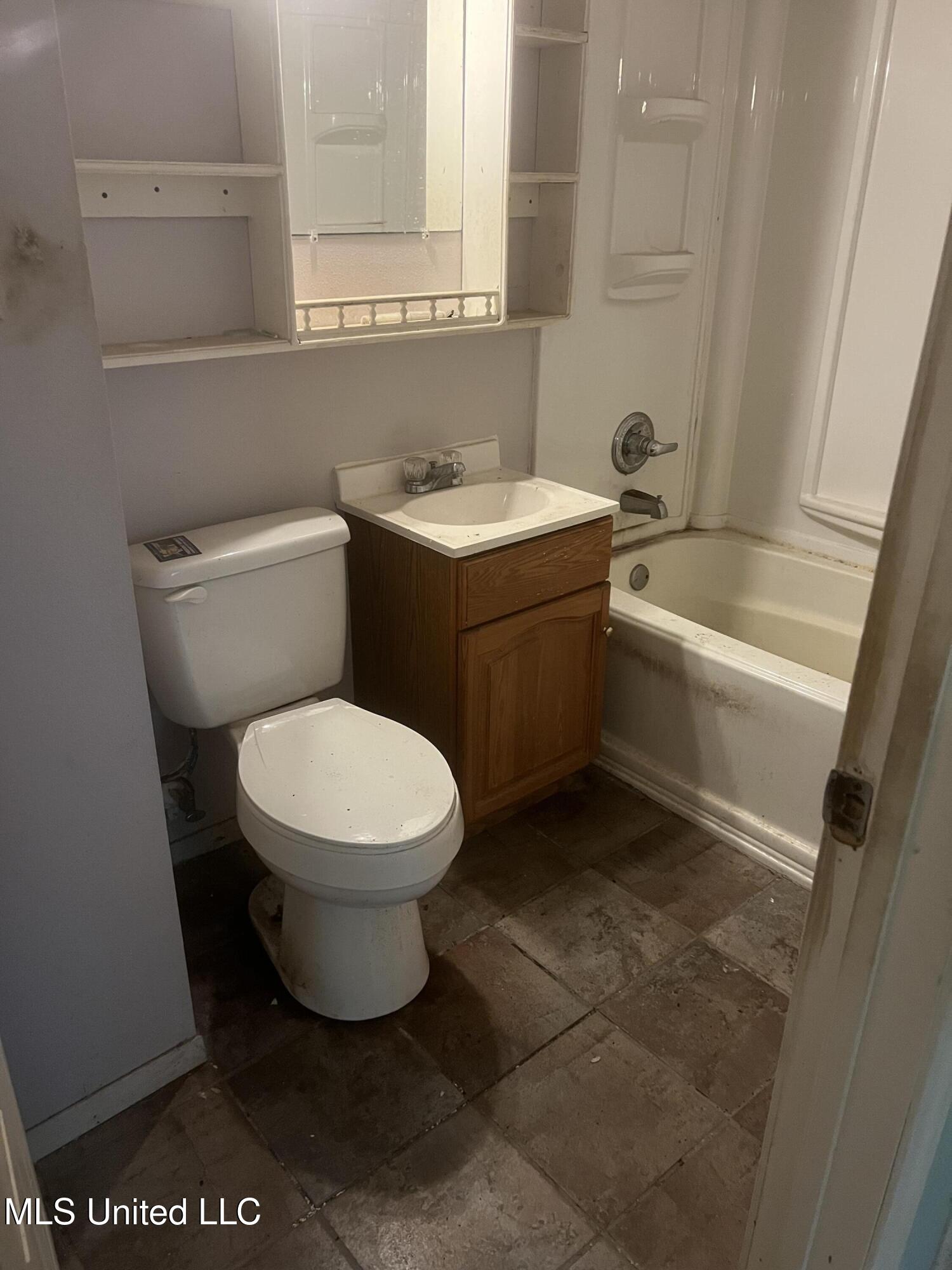 6836 Holley Avenue, Moss Point, Mississippi image 11