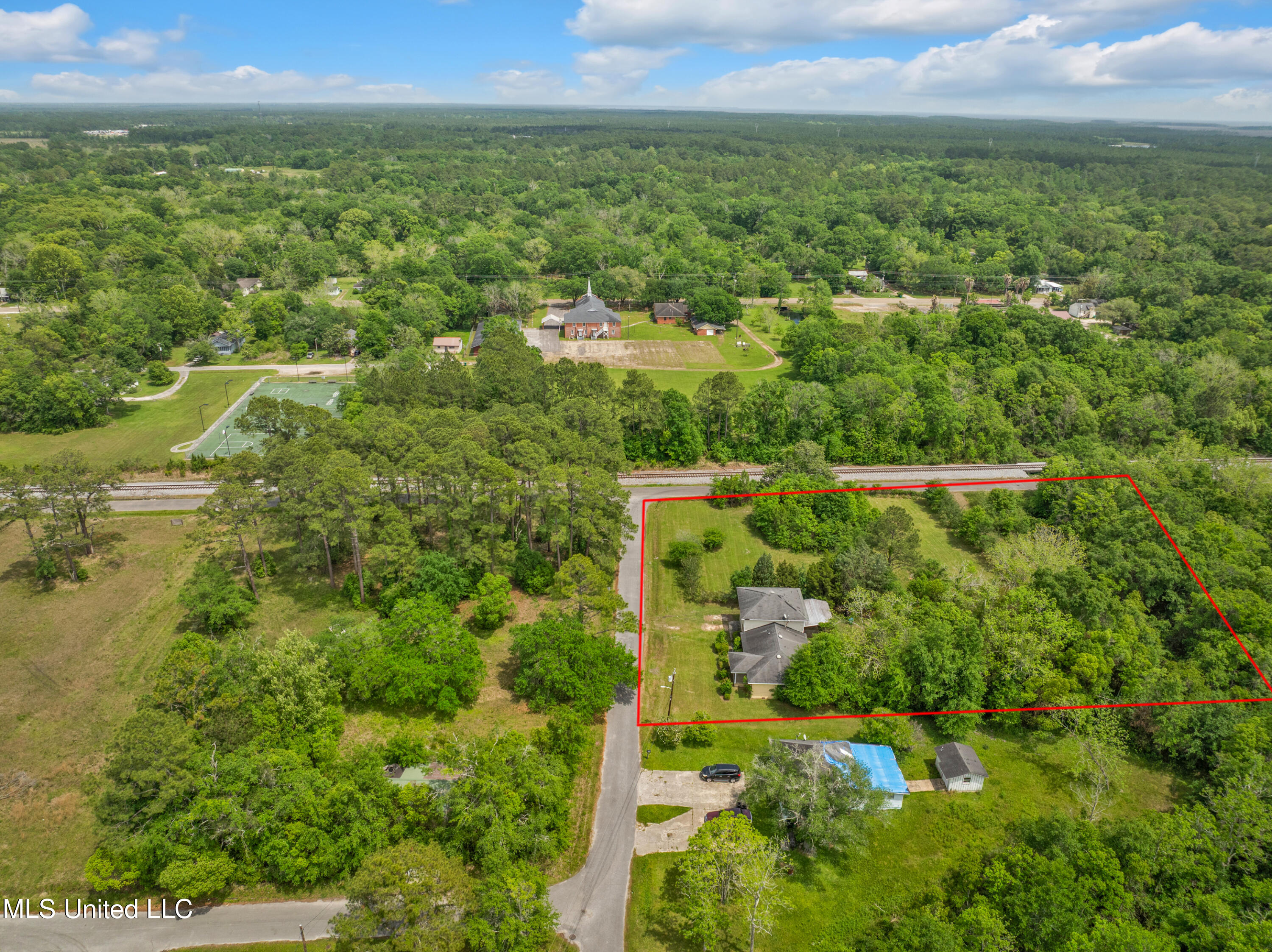 6836 Holley Avenue, Moss Point, Mississippi image 14