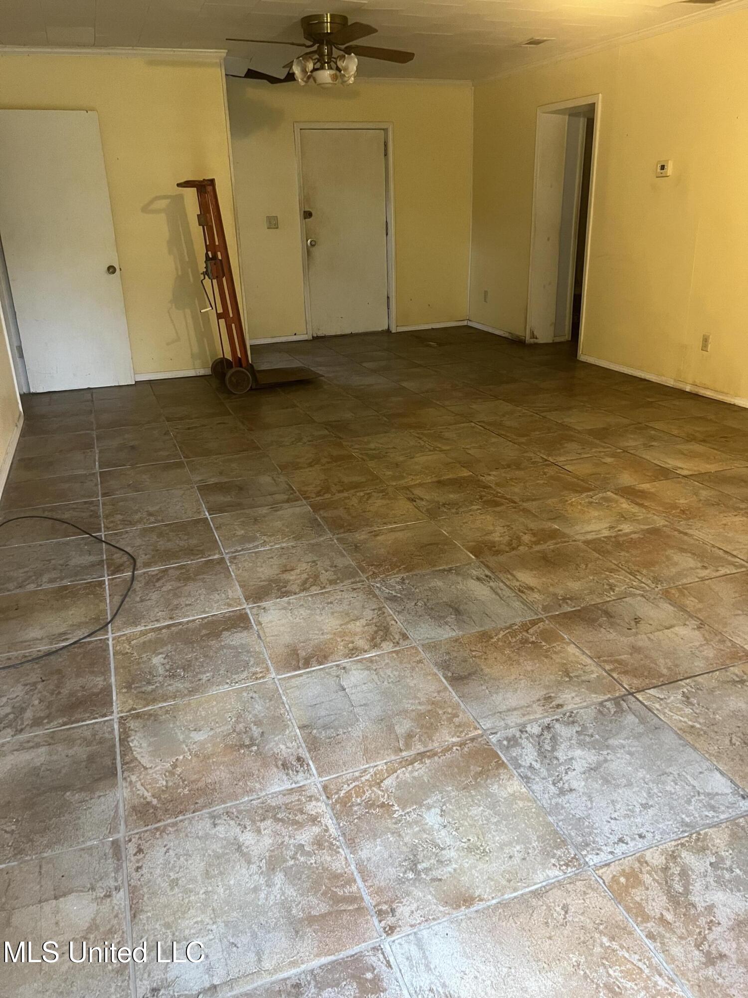 6836 Holley Avenue, Moss Point, Mississippi image 3