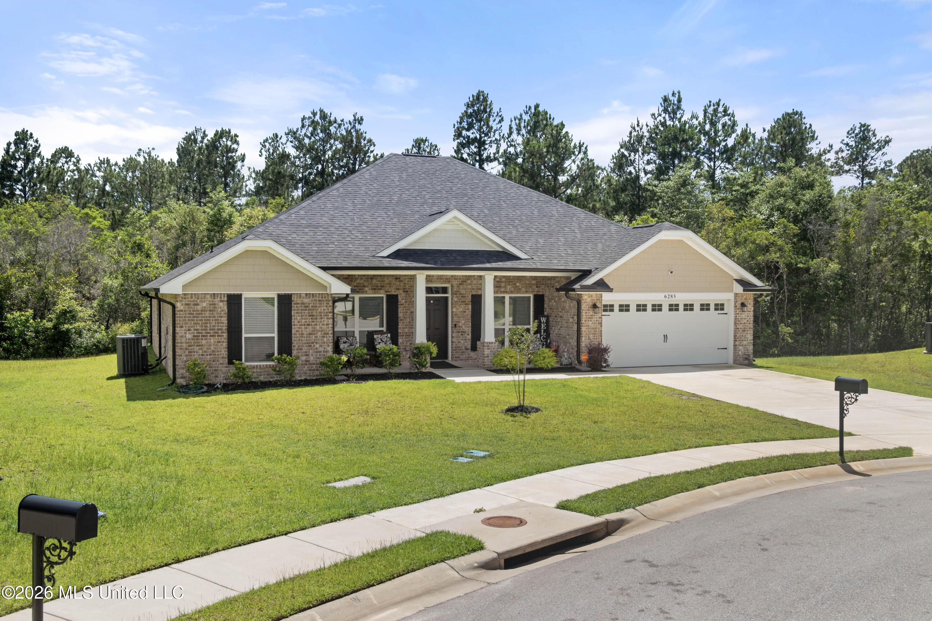 6285 Emerald Lk Drive