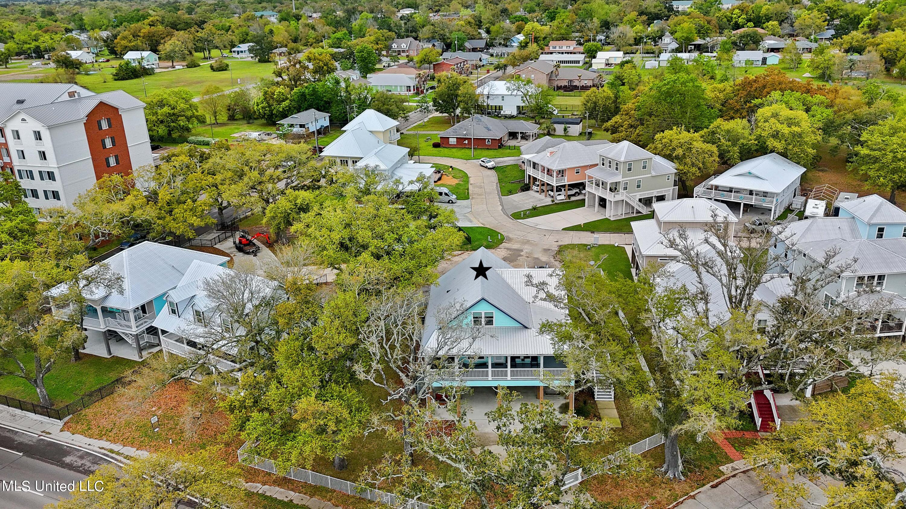 242 W Beach Boulevard, Long Beach, Mississippi image 41