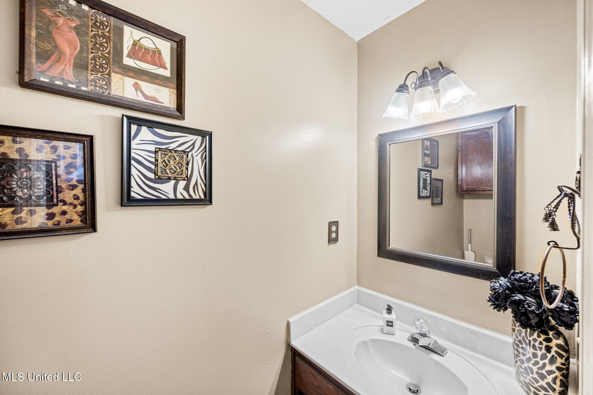 2456 Wood Hill Drive, Horn Lake, Mississippi image 30