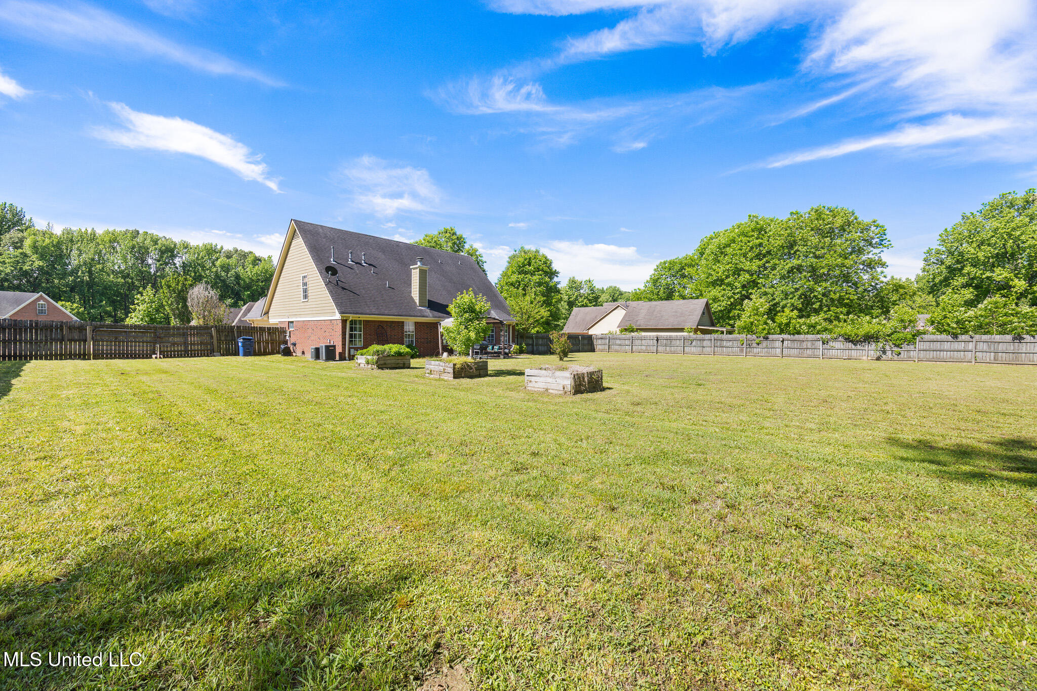2456 Wood Hill Drive, Horn Lake, Mississippi image 37