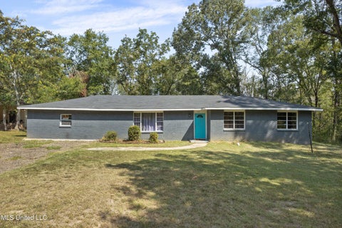 Homes For Sale - 1208 Cooper Road<br/> Jackson, MS 39212