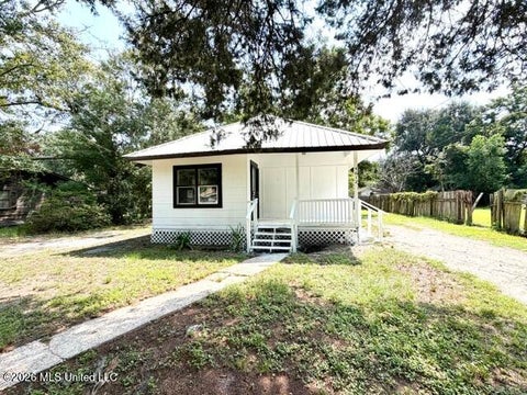 Homes For Rent - 4612 Briggs Street<br/> Jackson County, Moss Point, MS 39563