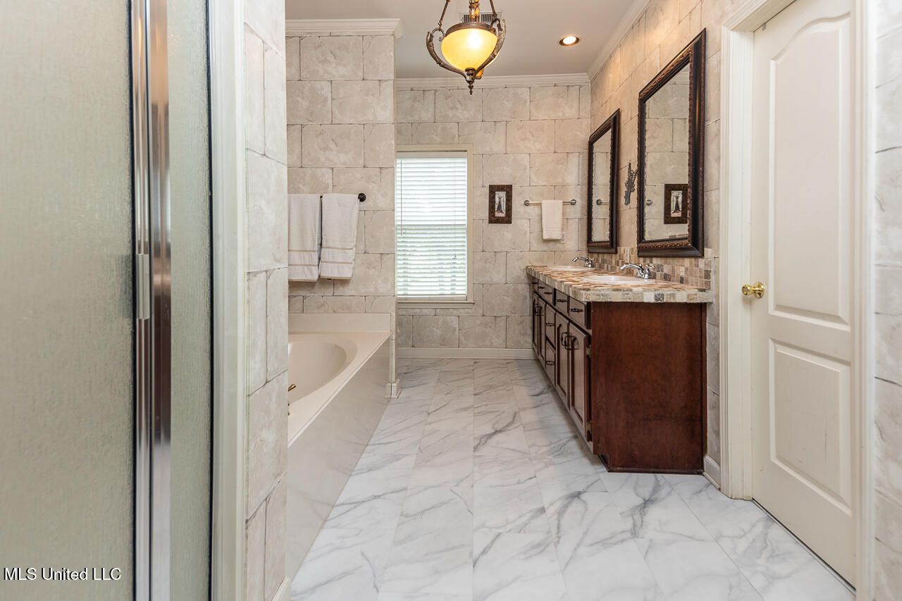 4440 Windslet Cove, Southaven, Mississippi image 13