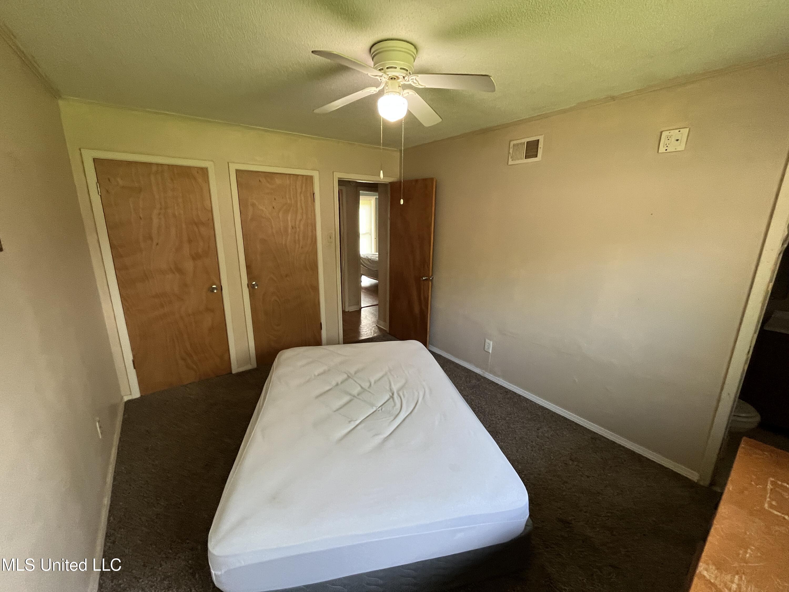 6565 Greenbriar Drive, Horn Lake, Mississippi image 19