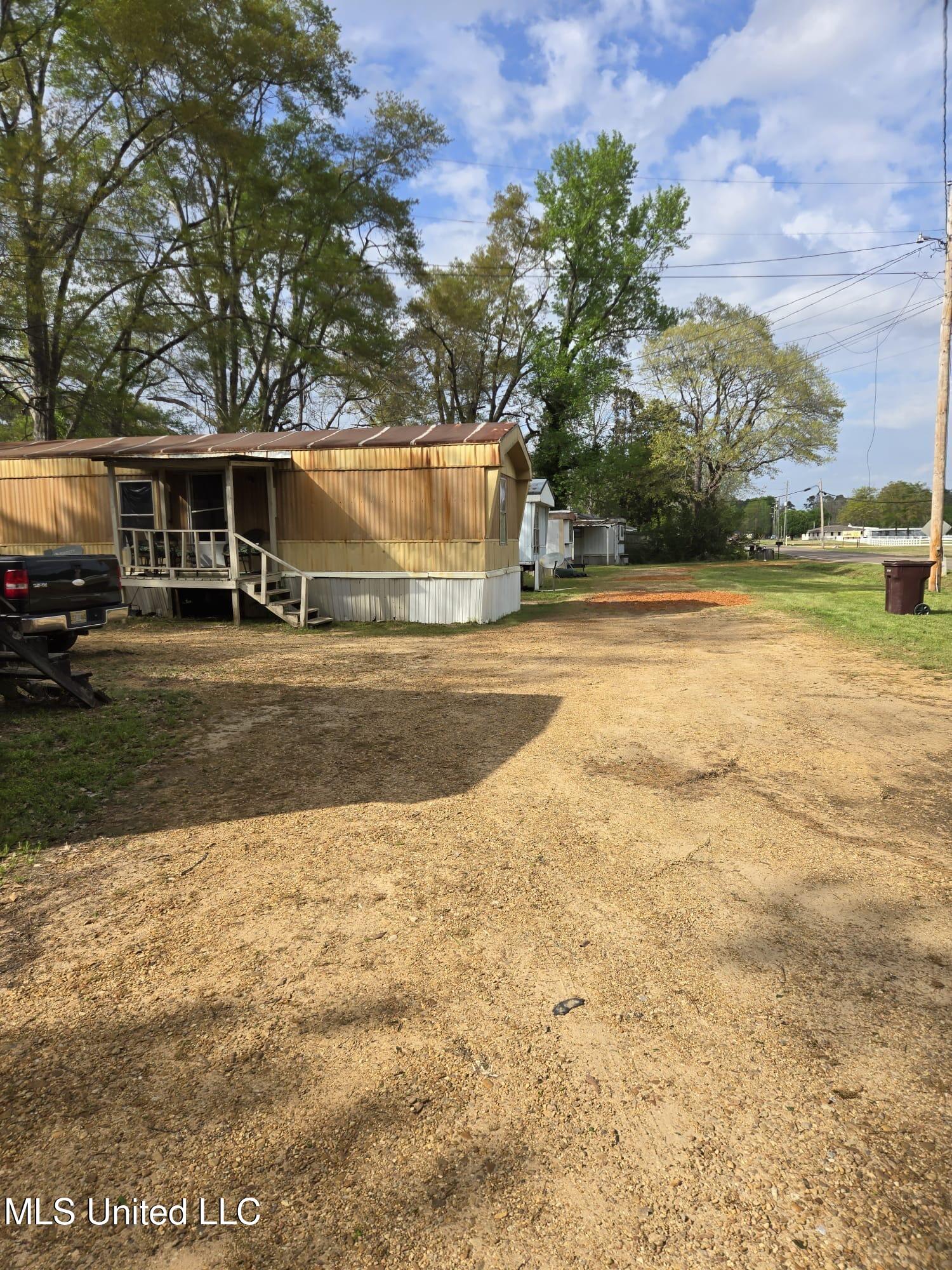 4105 Military Road, Columbus, Mississippi image 6