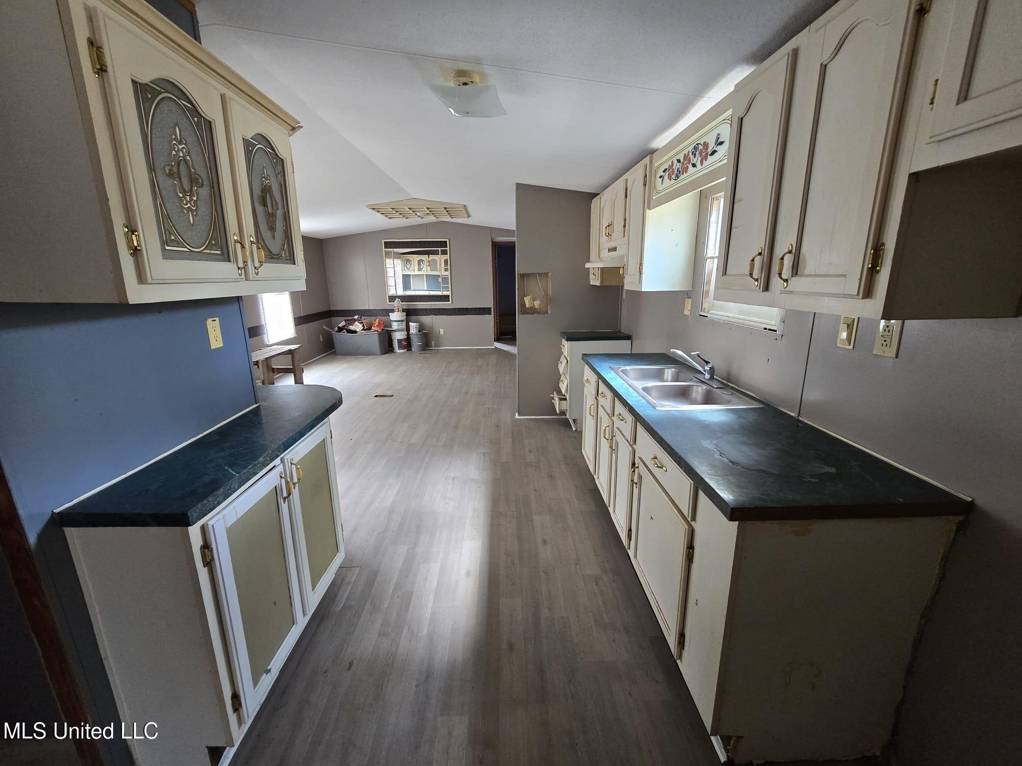 4105 Military Road, Columbus, Mississippi image 13