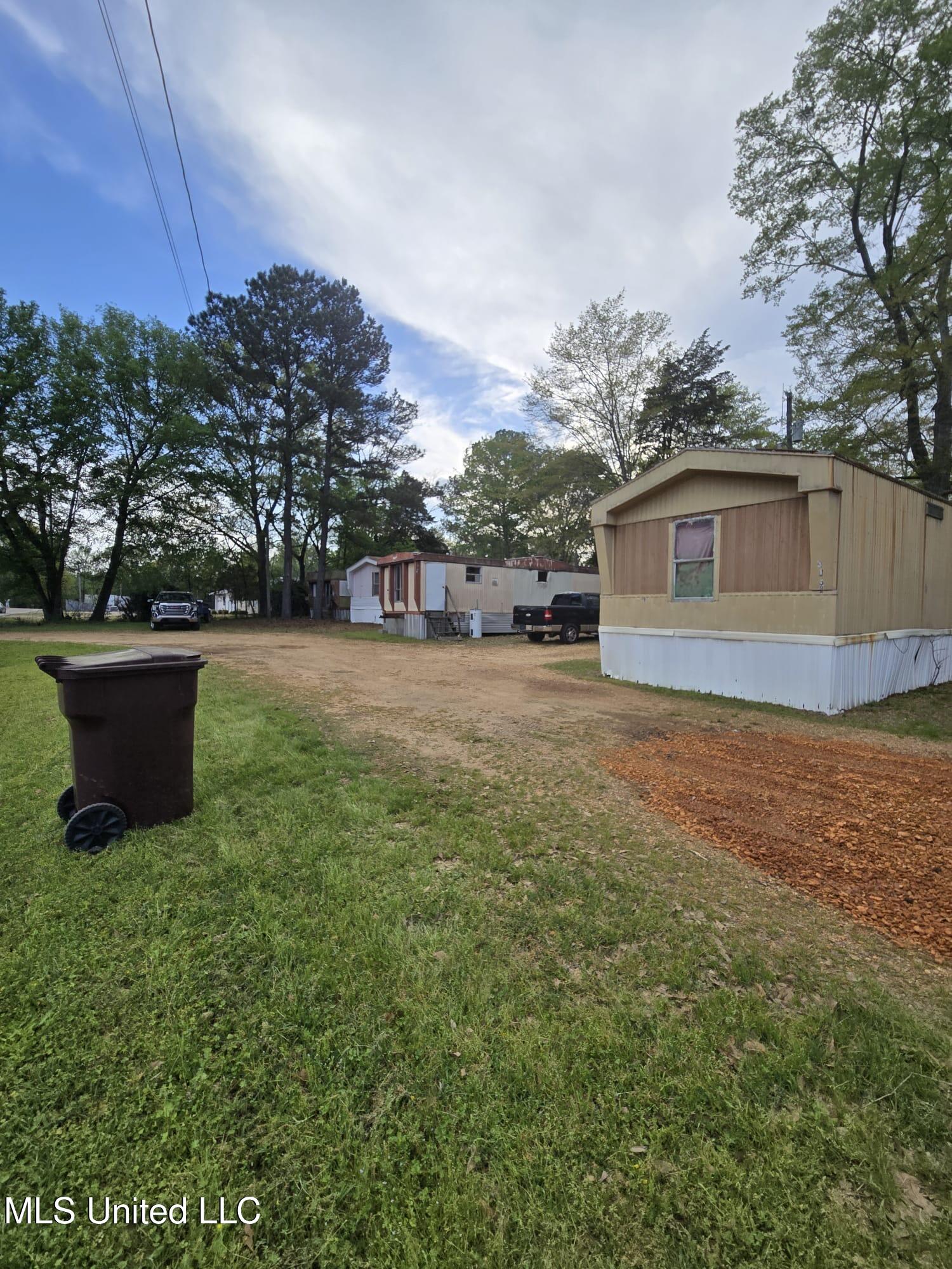 4105 Military Road, Columbus, Mississippi image 4
