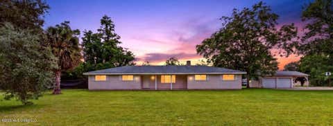Homes For Sale - 8374 Lakeshore Road<br/> Bay Saint Louis, MS 39520