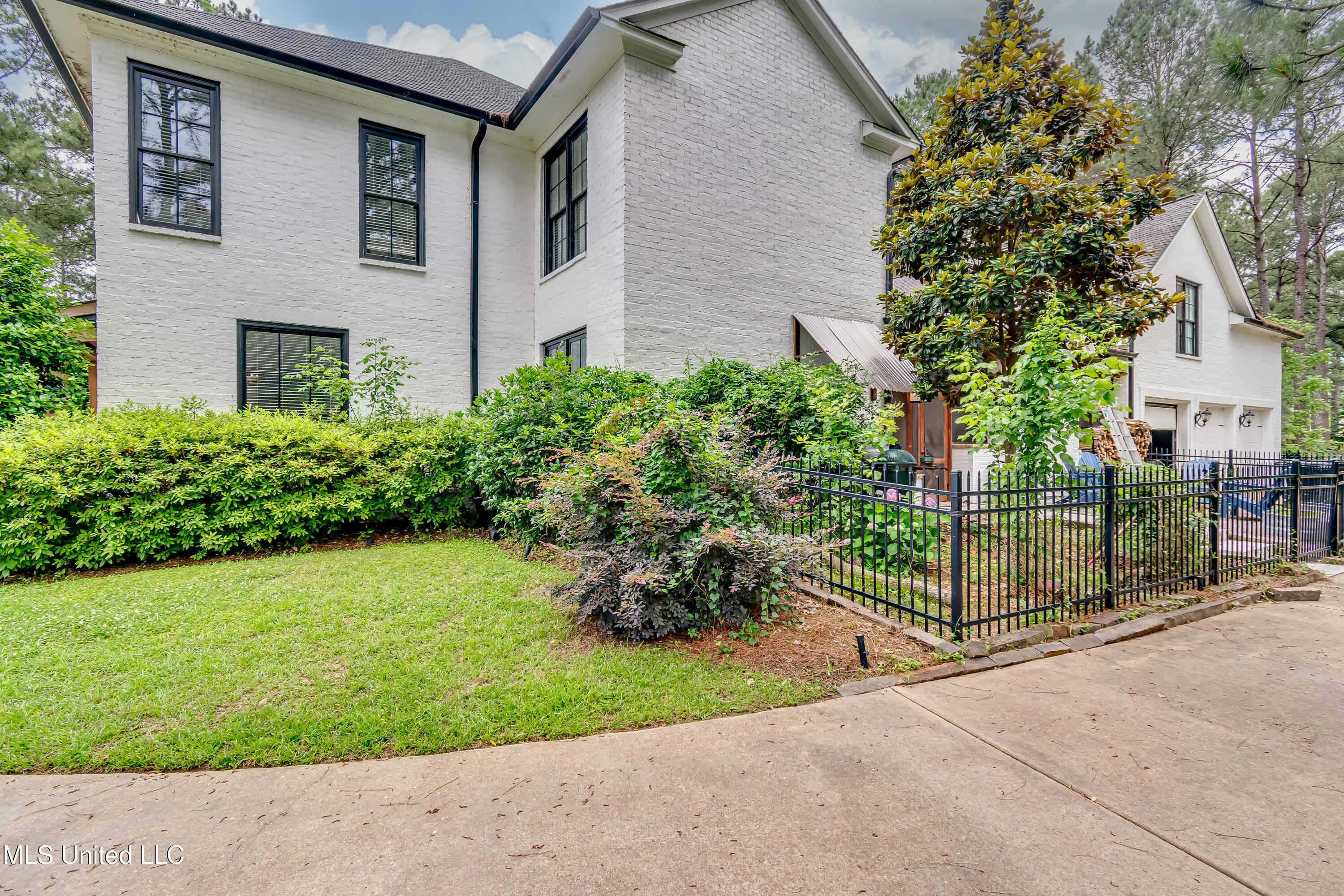 107 Chadwyck Court, Madison, Mississippi image 5