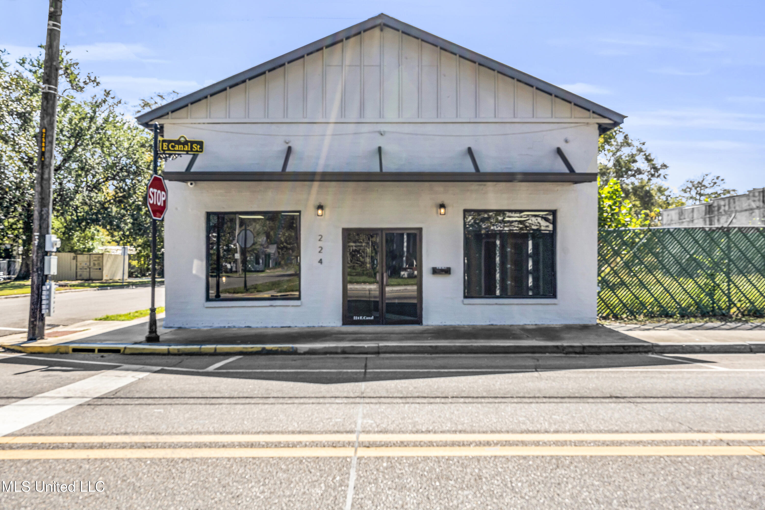 Picayune, Mississippi 39466, United States, ,1 BathroomBathrooms,Residential,Active,2811