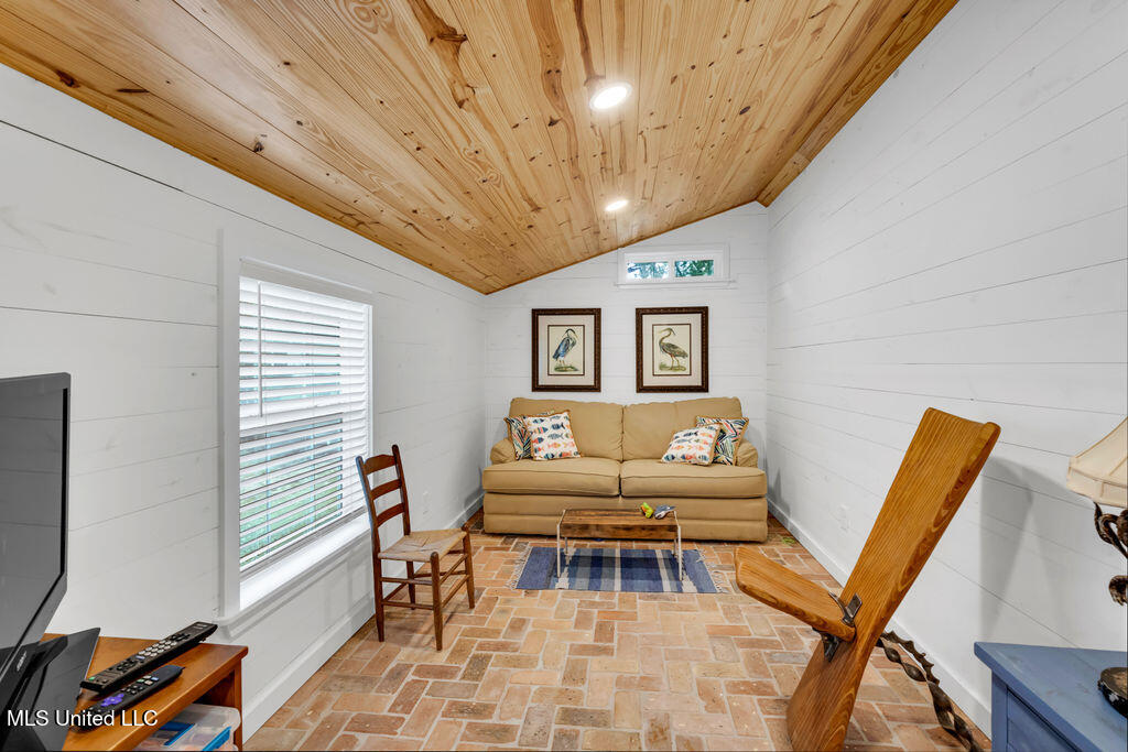 1312 Porter Avenue, Ocean Springs, Mississippi image 45