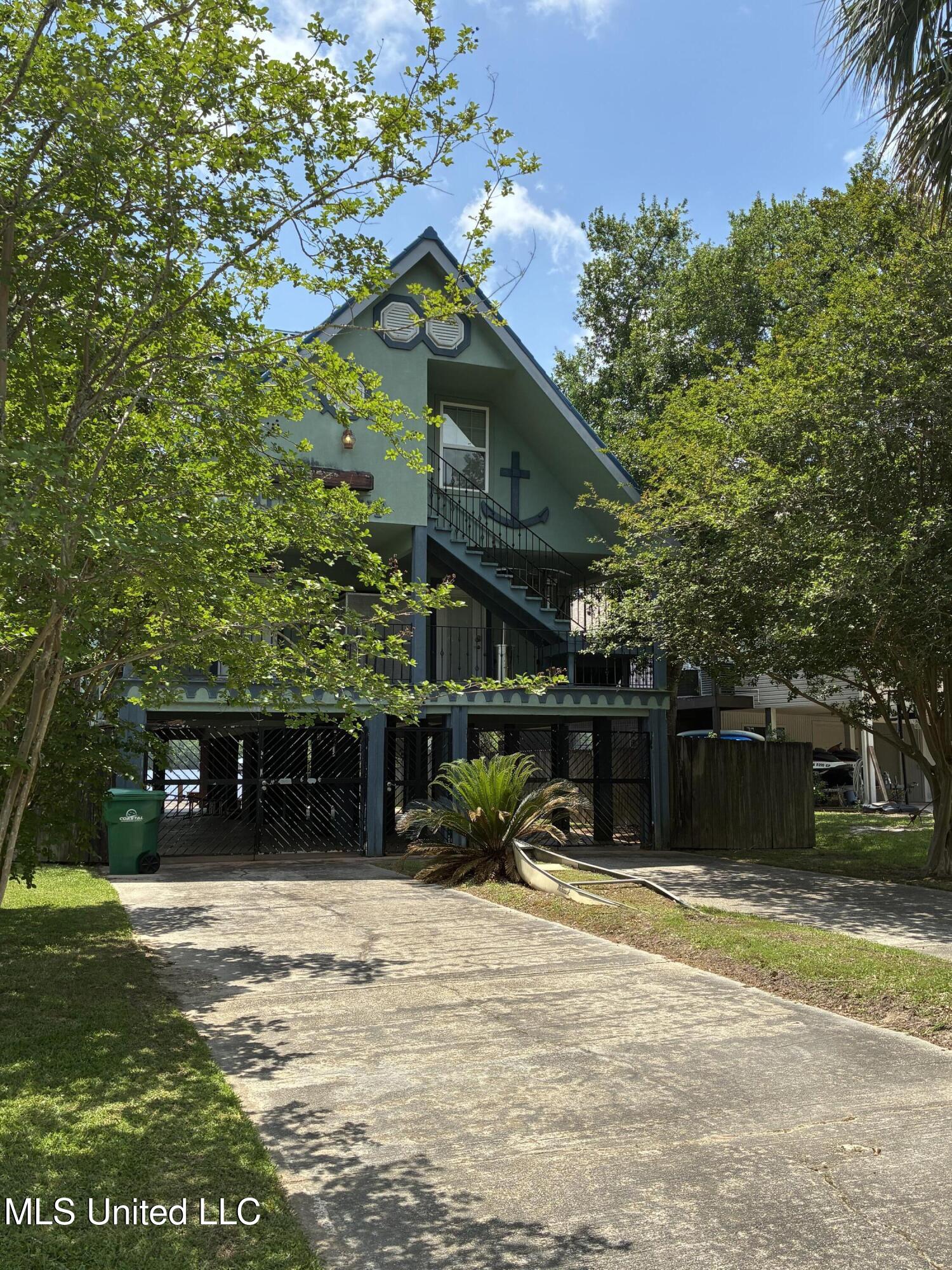6327 Pontiac Drive, Kiln, Mississippi image 2