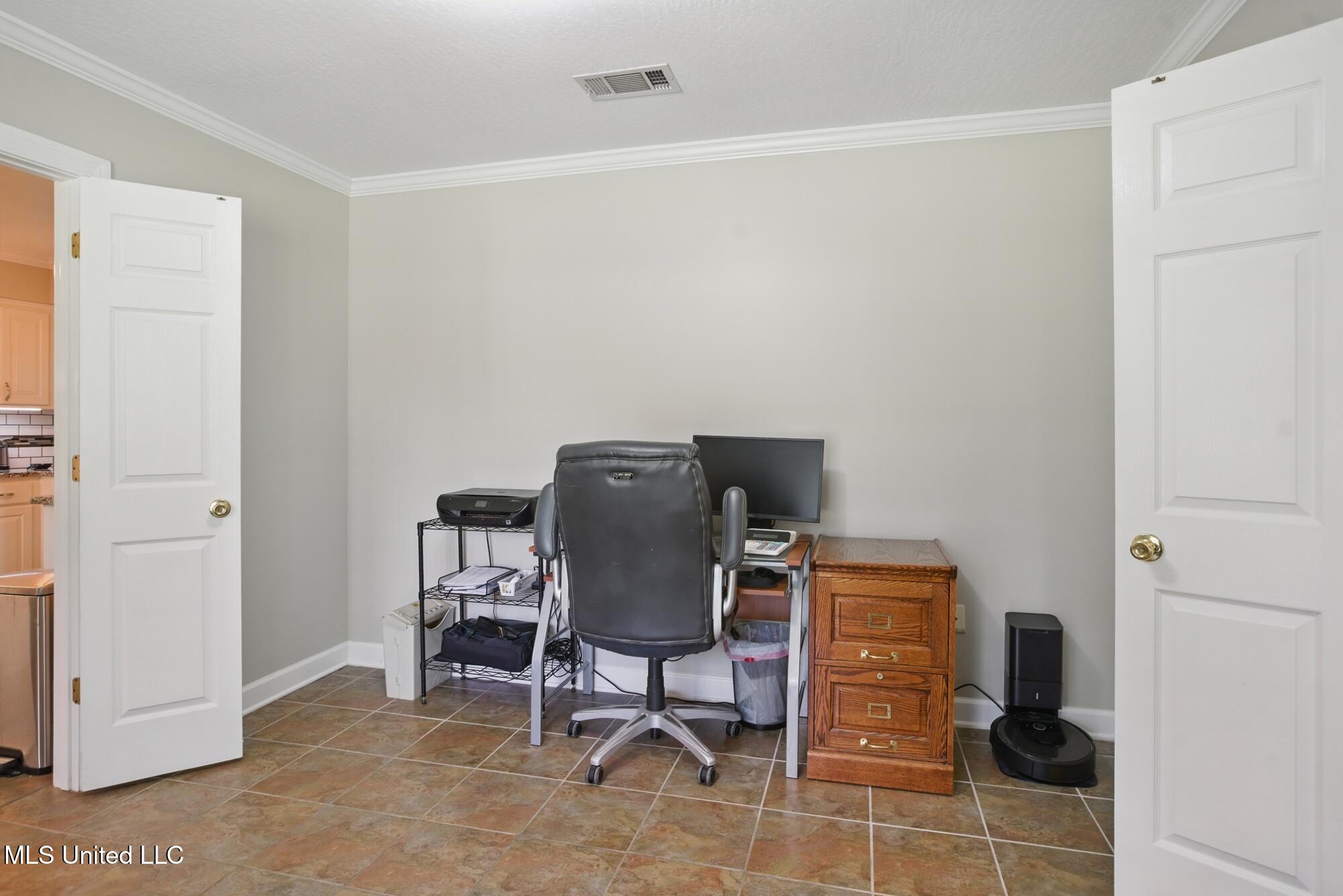 210 Longleaf Drive, Petal, Mississippi image 12