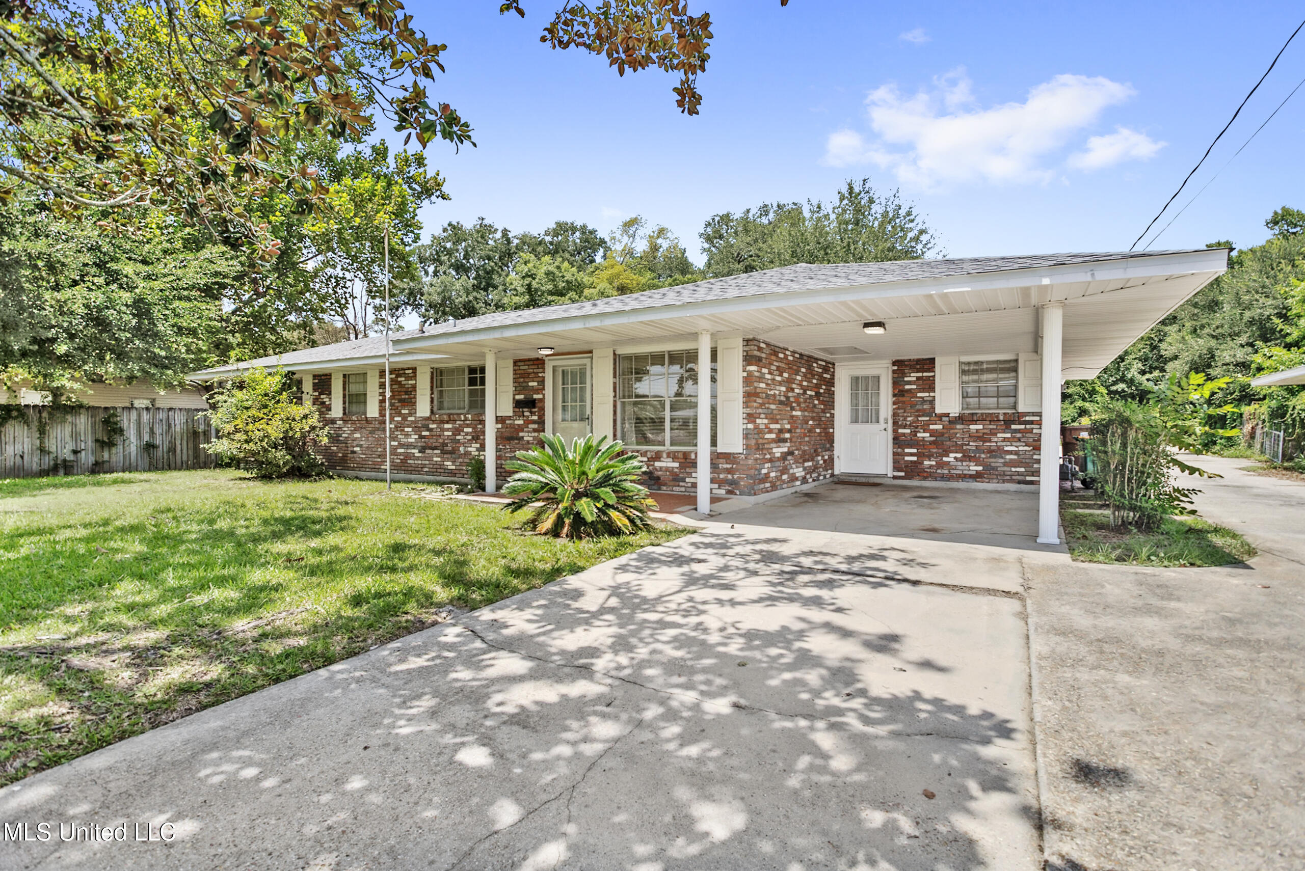 808 Magnolia Street, Long Beach, Mississippi image 3