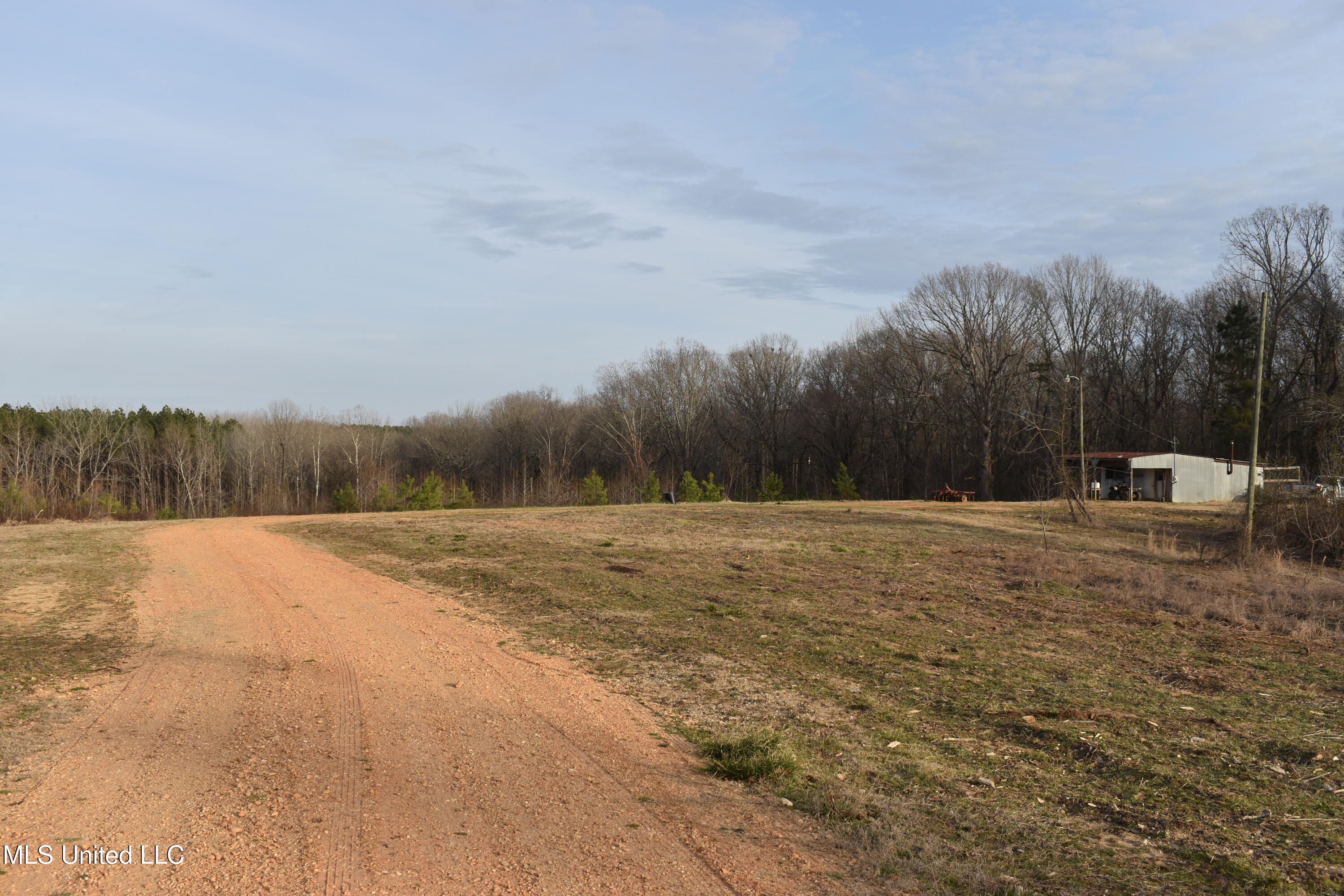 160 Simon Chapel Road, Como, Mississippi image 6