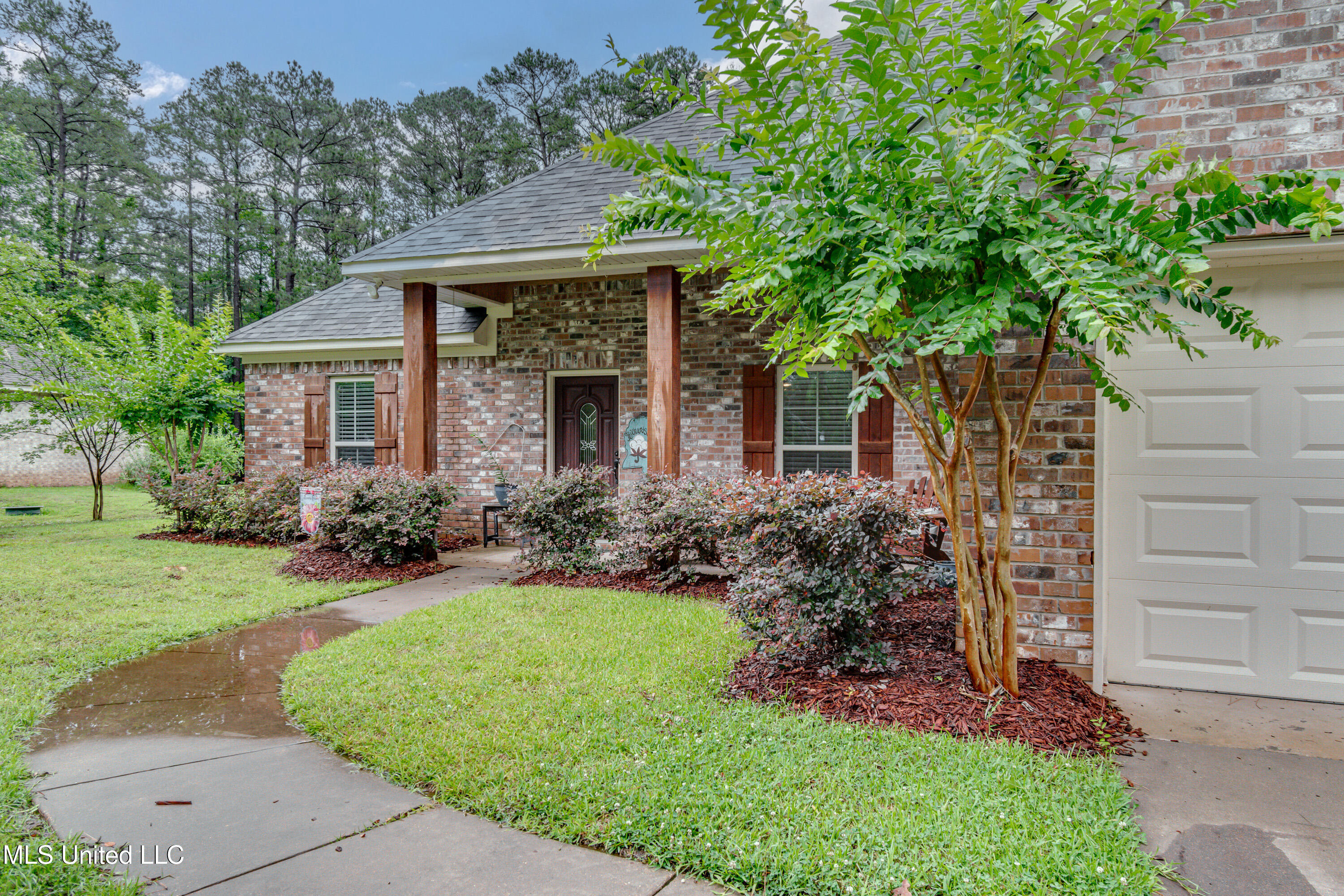 523 Mildred Circle, Florence, Mississippi image 5
