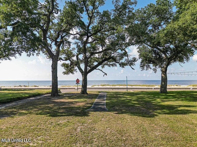 500 E East Beach Boulevard, Gulfport, Mississippi image 1