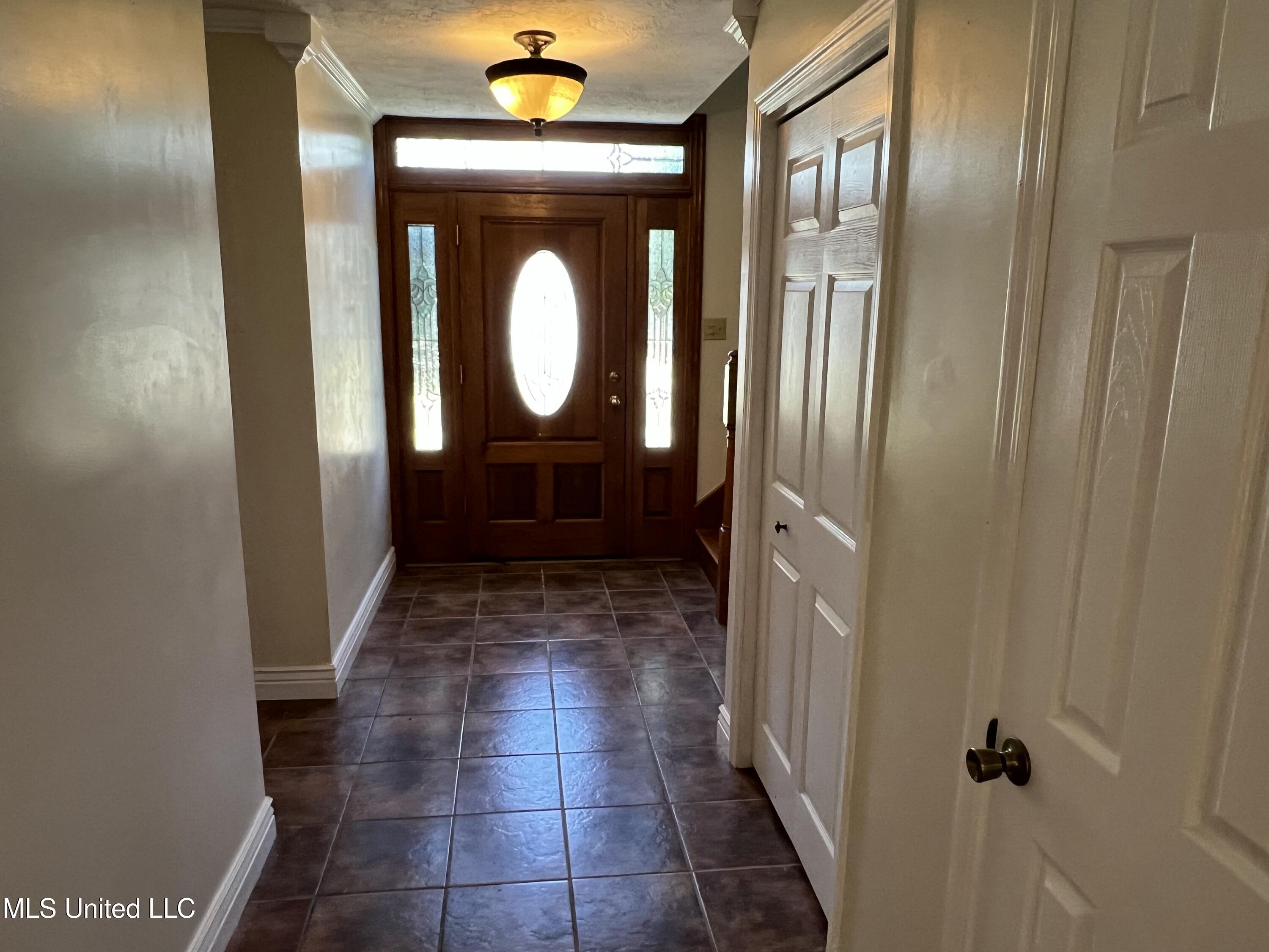 928 Courthouse Road #33, Gulfport, Mississippi image 5