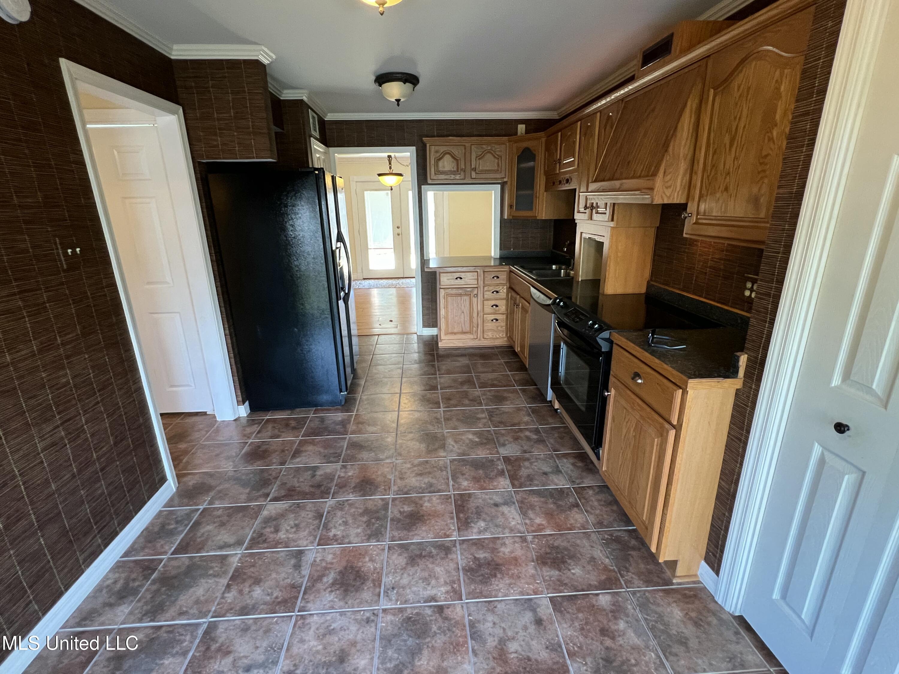 928 Courthouse Road #33, Gulfport, Mississippi image 9