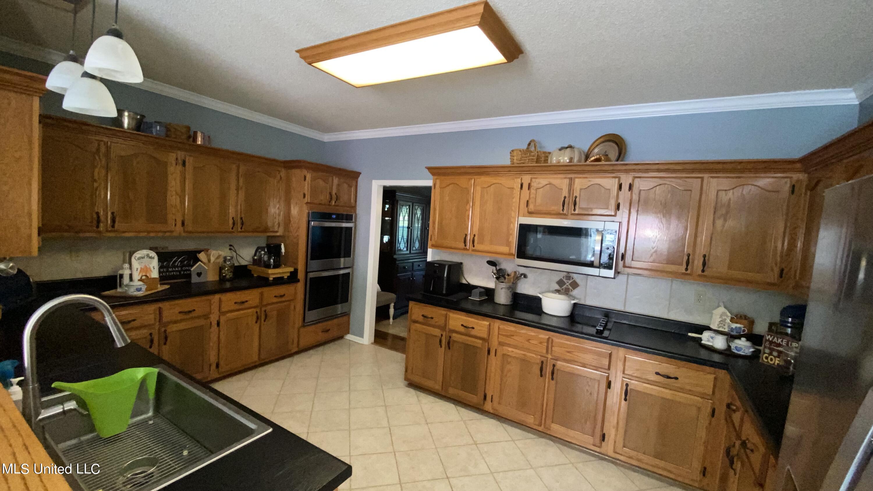 1287 Dogwood Hollow Drive, Nesbit, Mississippi image 12
