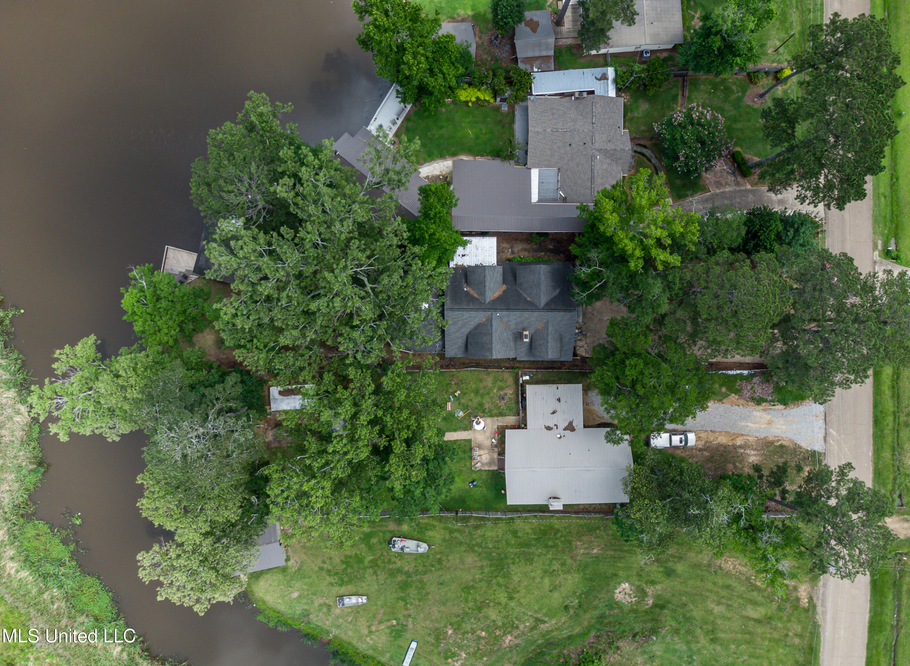 363 Lake Harbor Road, Brandon, Mississippi image 14