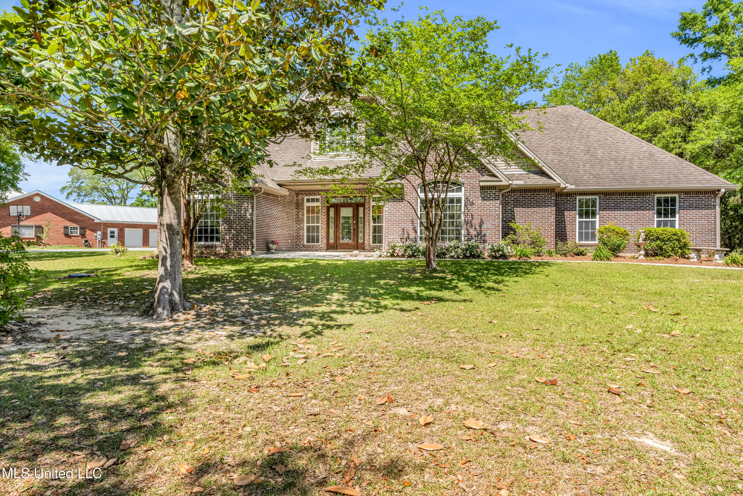 19009 Magnolia Ridge Drive, Kiln, Mississippi image 3