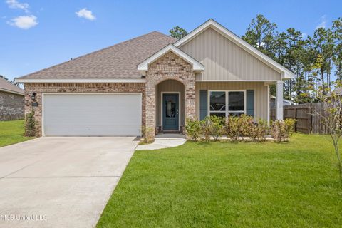 Homes For Sale - 5529 Overland Drive<br/> Biloxi, MS 39532