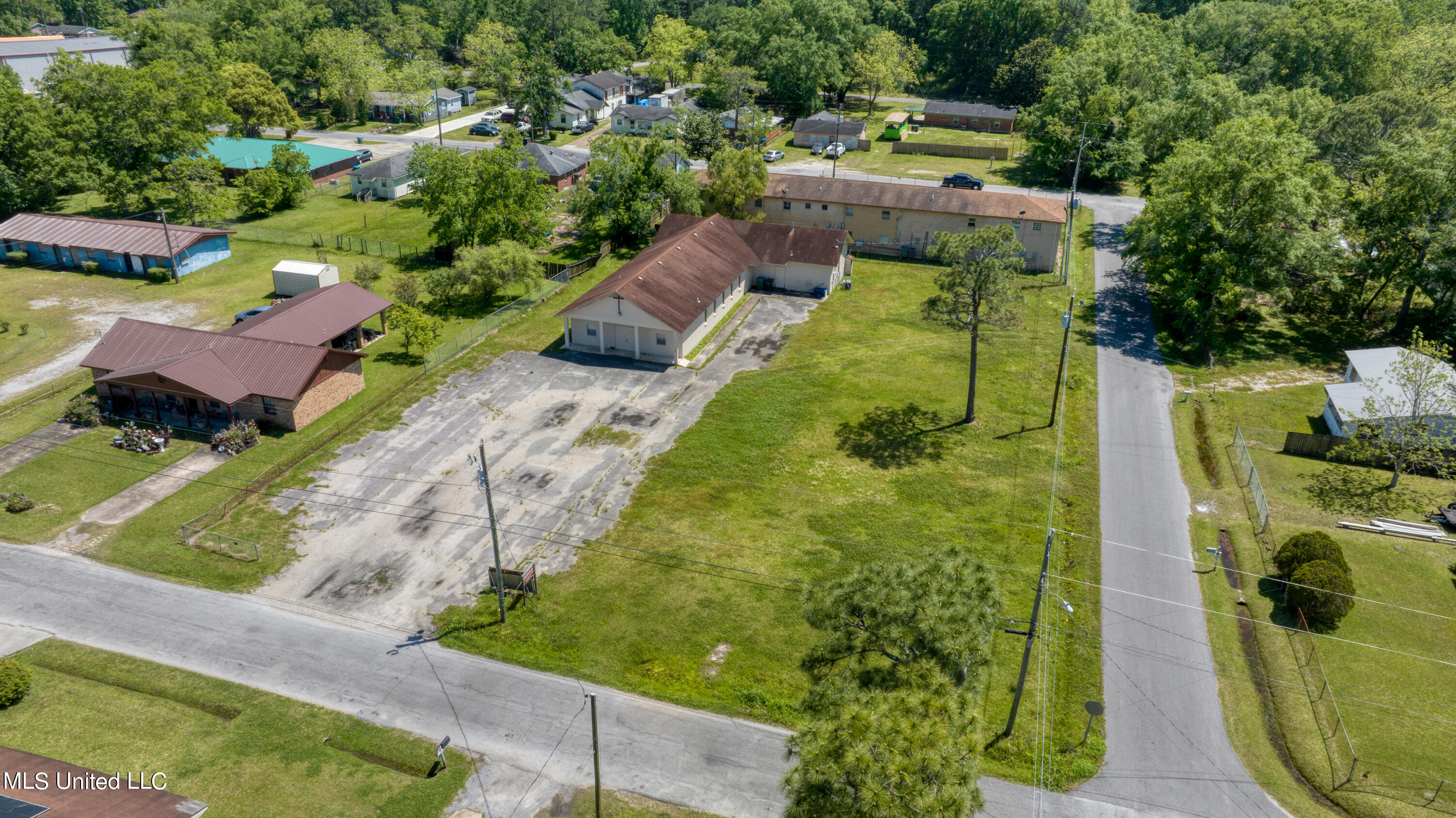 5106 Hubert Street, Moss Point, Mississippi image 11