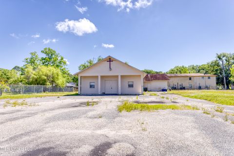 Homes For Sale - 5106 Hubert Street<br/> Moss Point, MS 39563