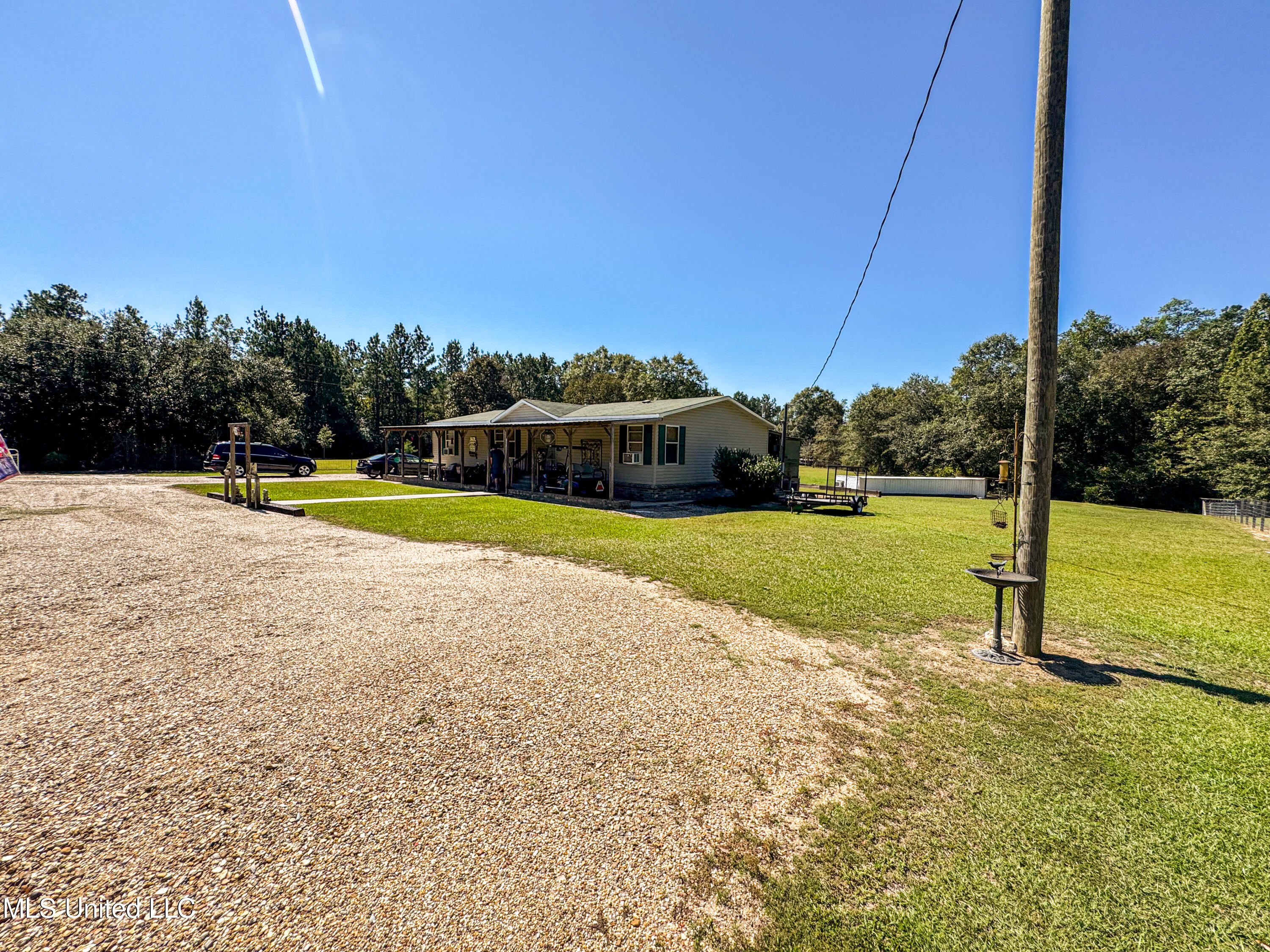 121 Lavelle Odom Road, Poplarville, Mississippi image 1