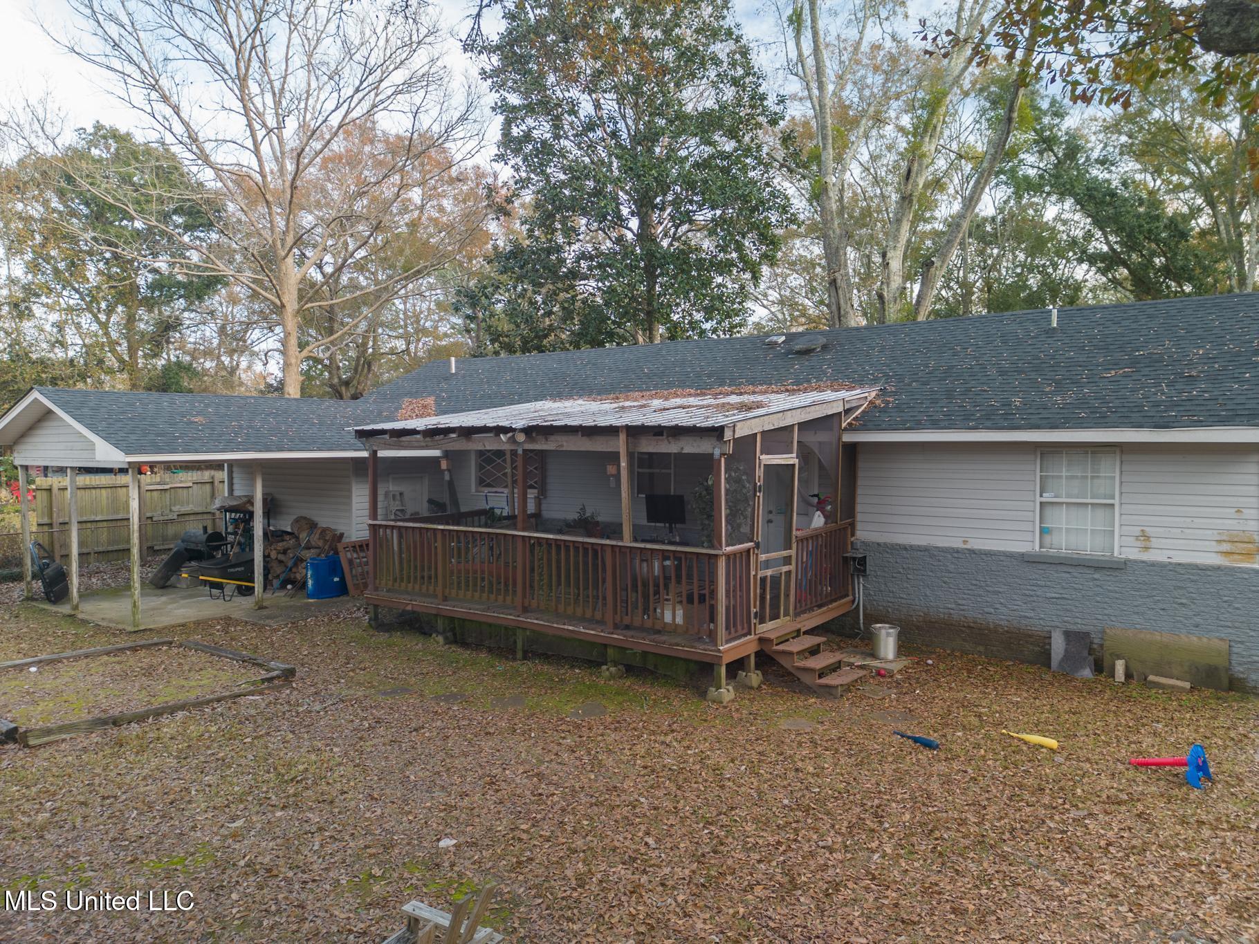 3407 Hemlock Avenue, Moss Point, Mississippi image 6