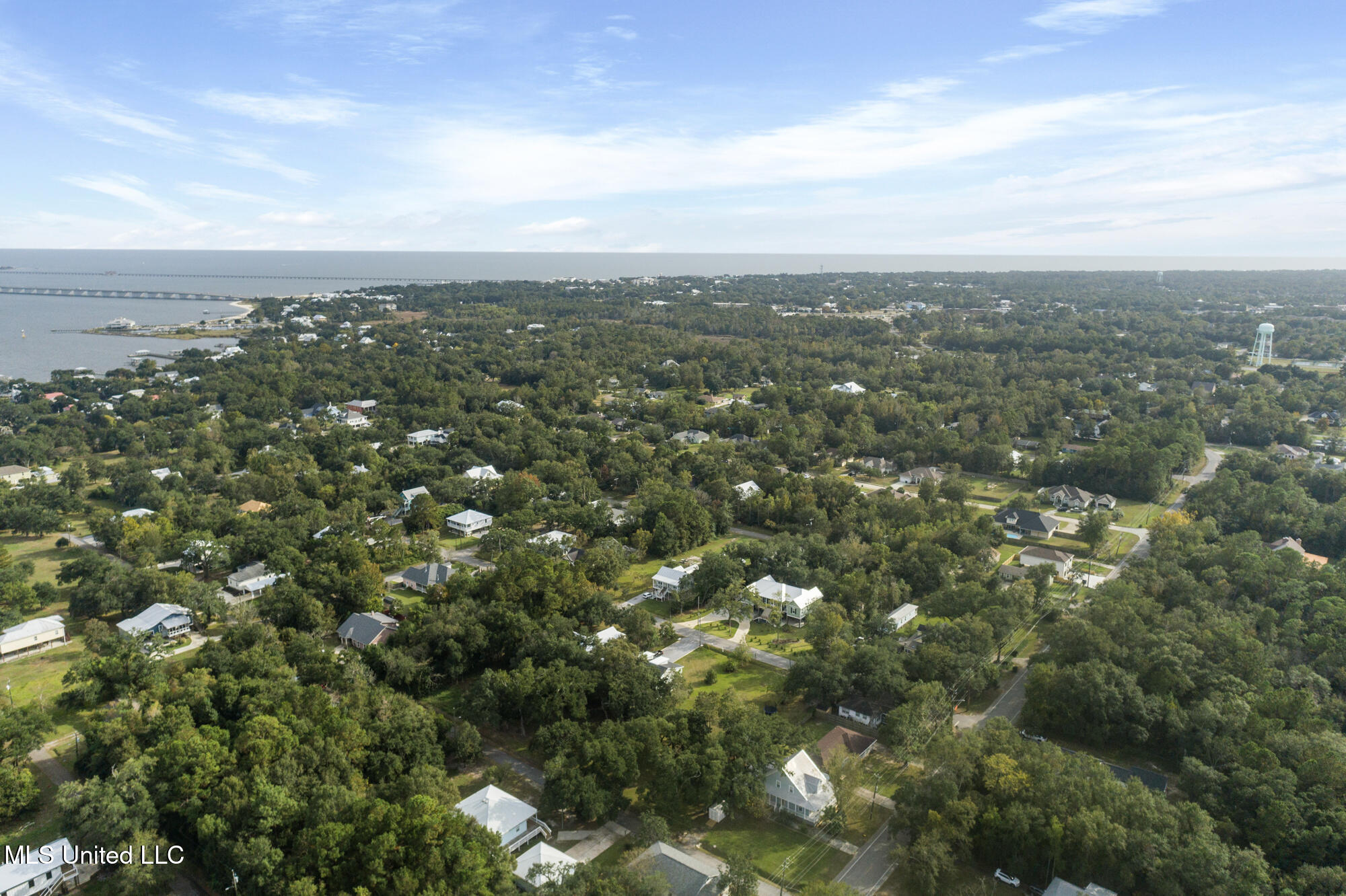 211 Chartres Street, Bay Saint Louis, Mississippi image 33