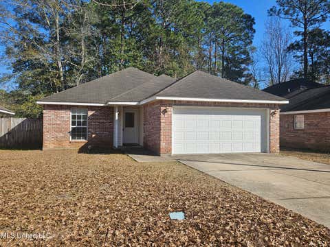 Homes For Rent - 2532 N 10th Street<br/> Ocean Springs, MS 39564