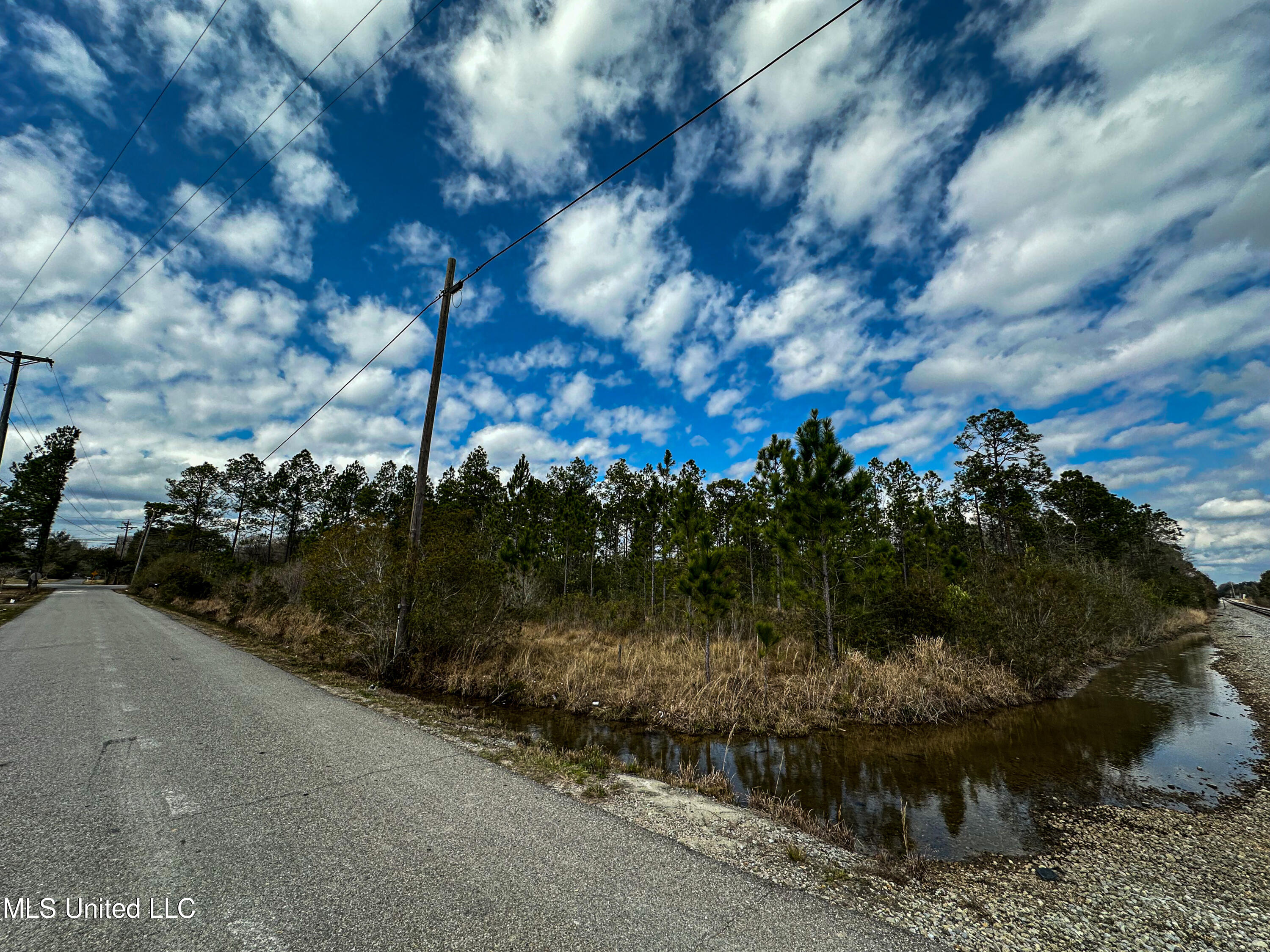 Hwy 613 Ms-613, Lucedale, Mississippi image 11