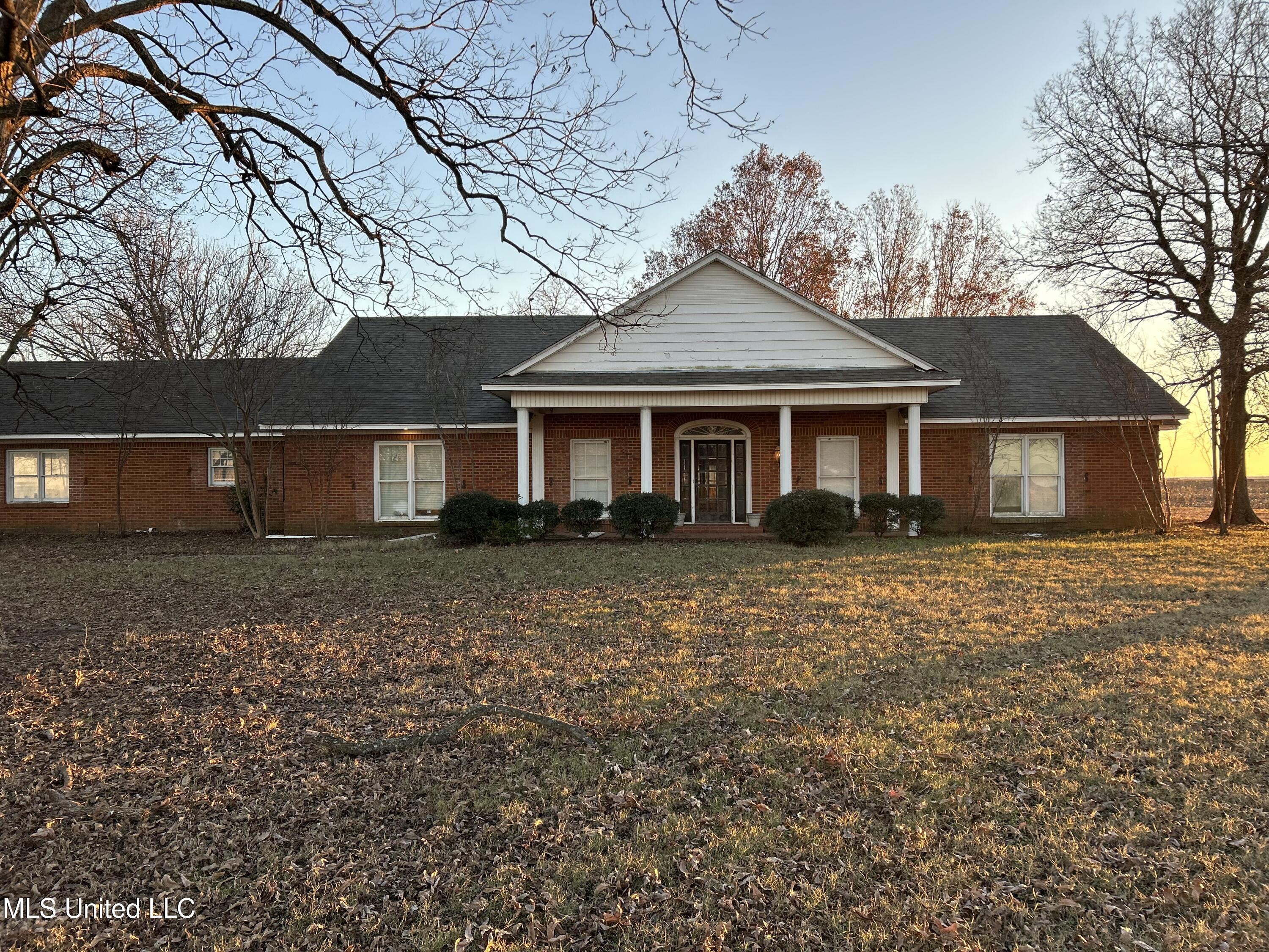 2907 Ms-8, Cleveland, Mississippi image 1