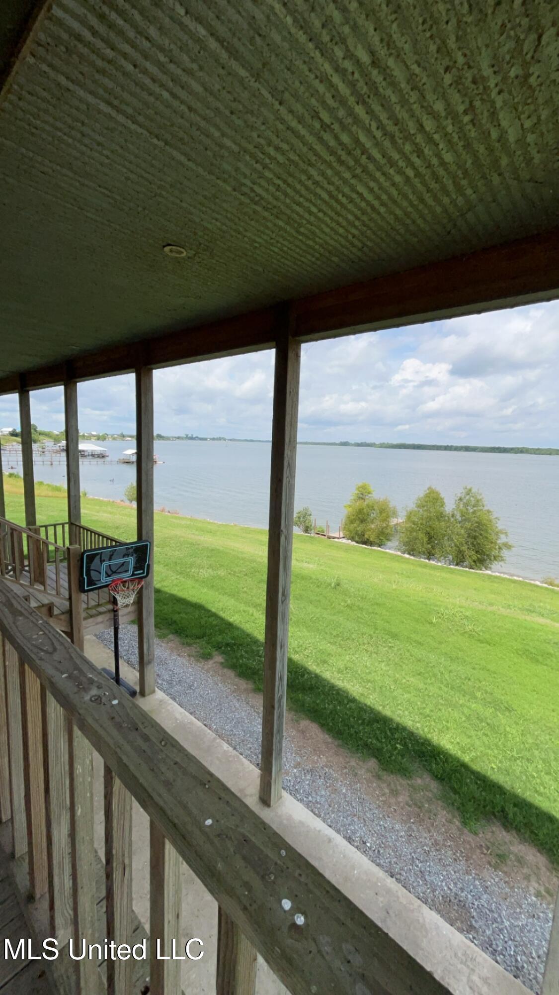 1216 Eagle Lake Shore Road Road, Vicksburg, Mississippi image 10