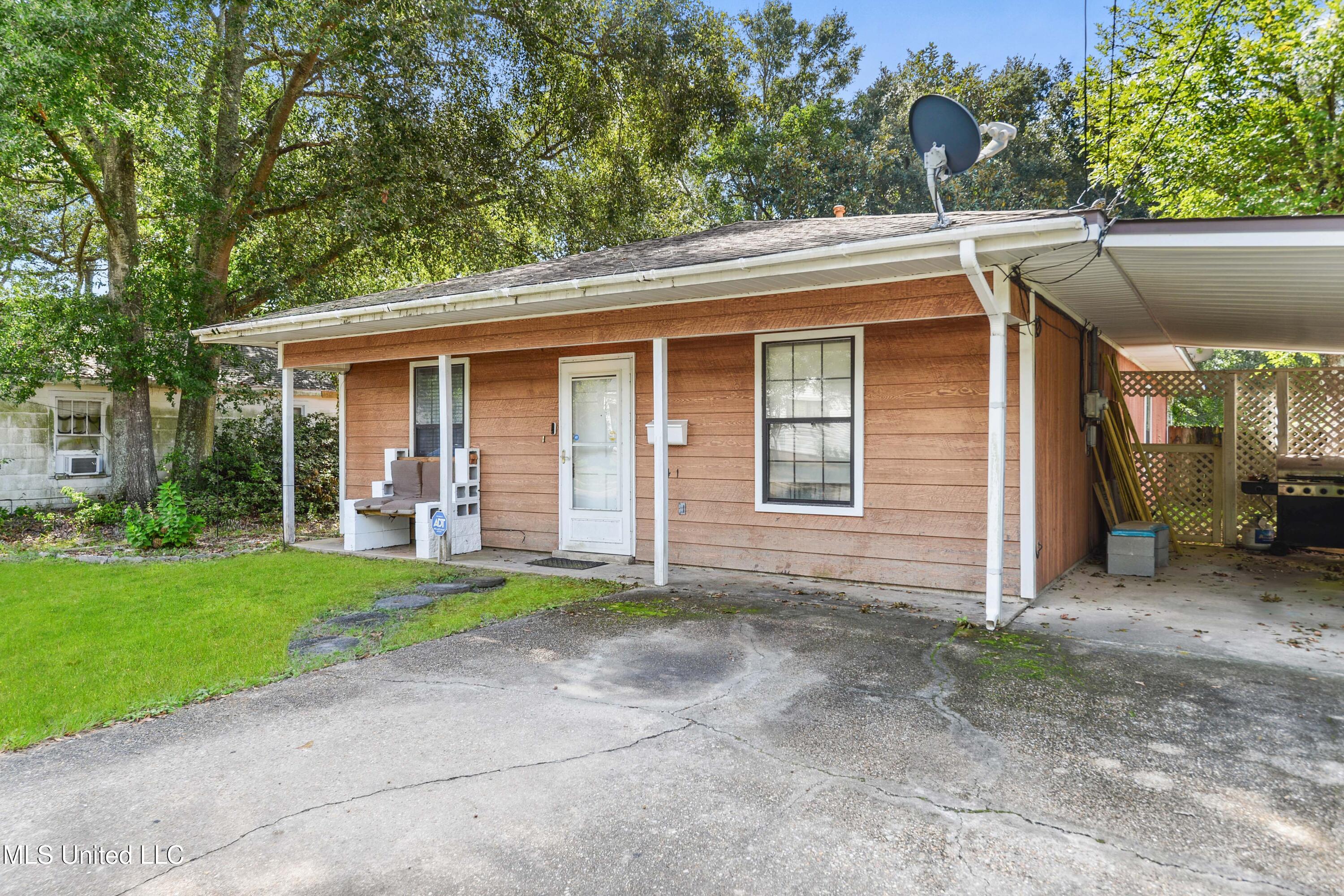 941 22nd Street, Gulfport, Mississippi image 2