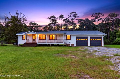Homes For Sale - 3015 Bonita Road<br/> Jackson County, Gautier, MS 39553