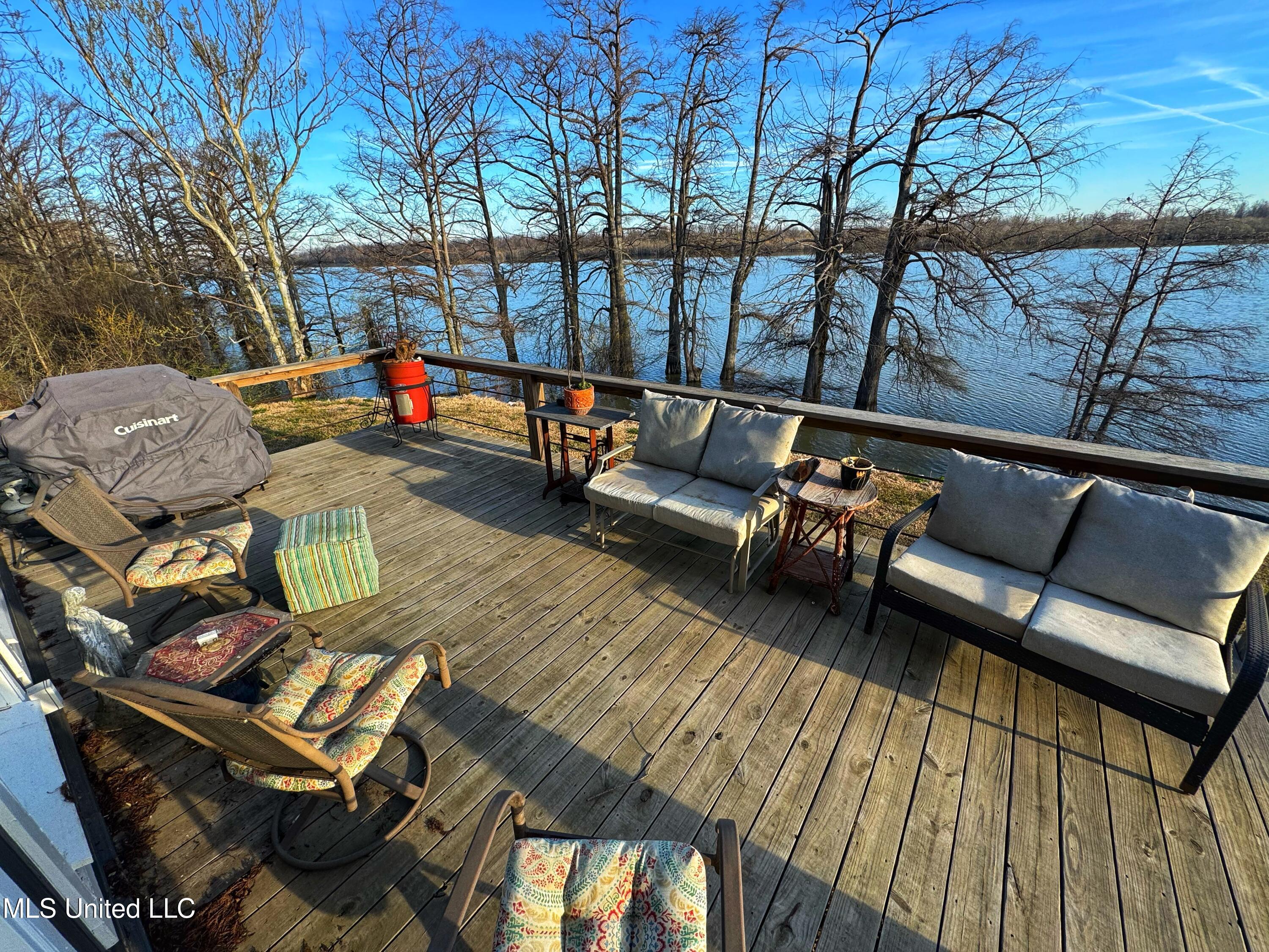 2268 Moon Lake Road, Dundee, Mississippi image 4